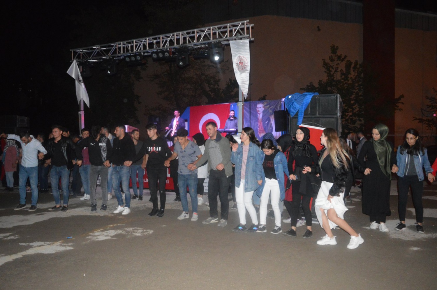 Torul’da halk konseri gerçekleştirildi 12