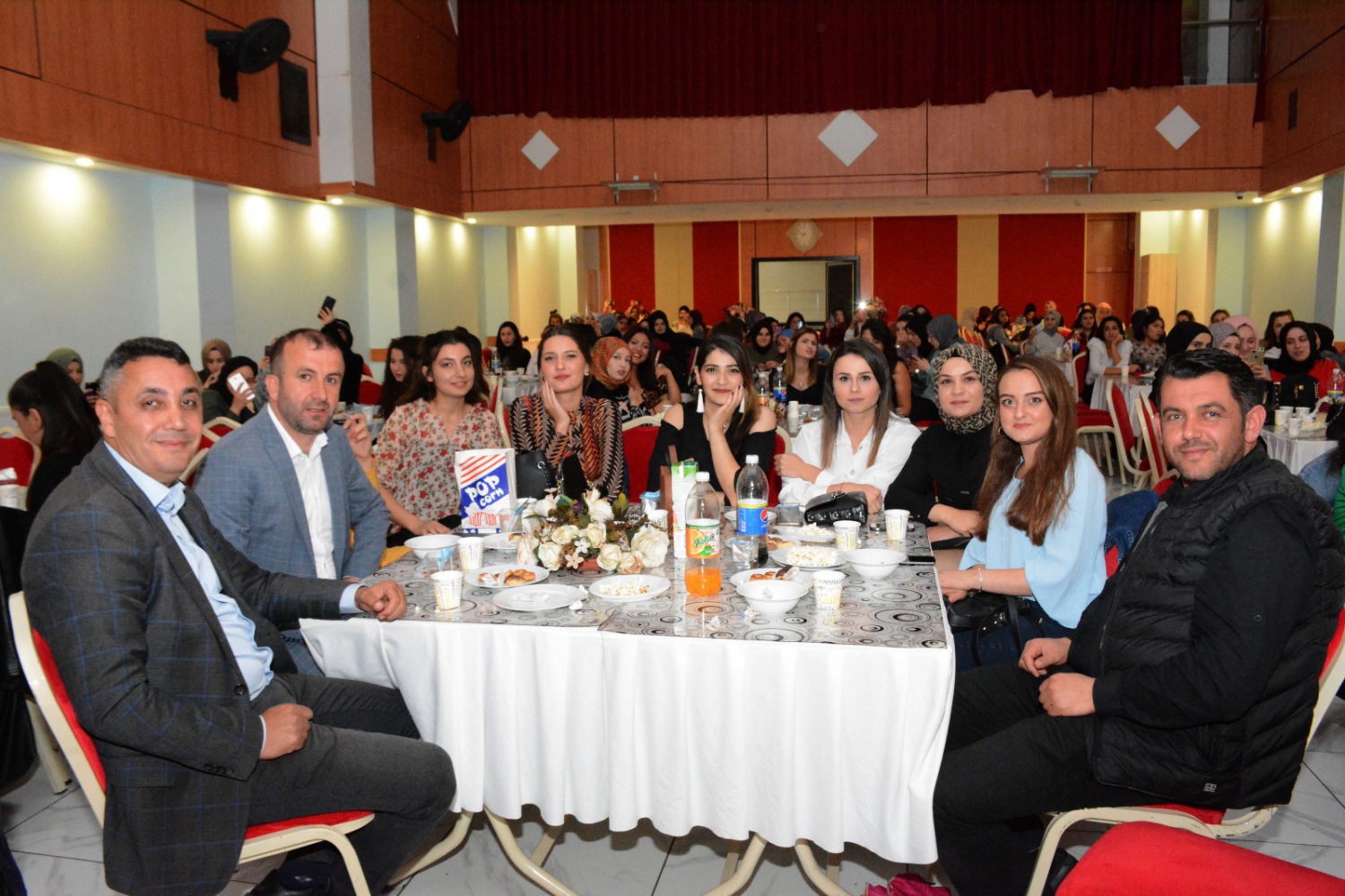 Çiçek Pansiyondan müzik eğlence programı 11