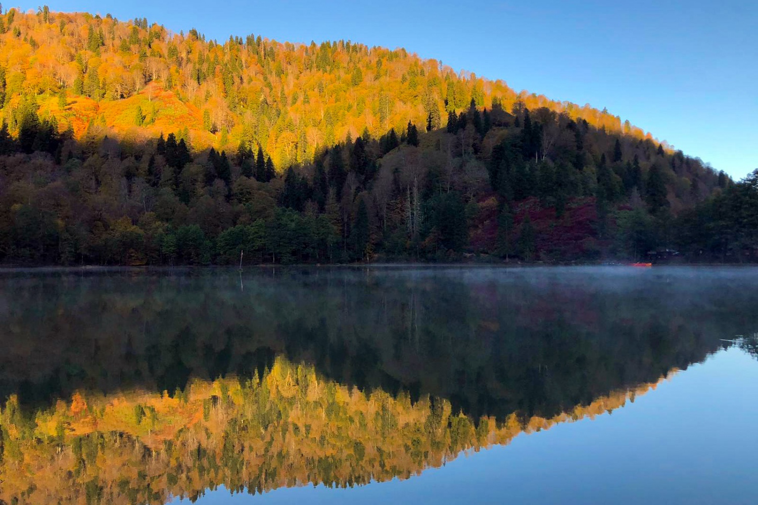 Gümüşhaneli dağcılar Karagöl’de kamp kurdu 3