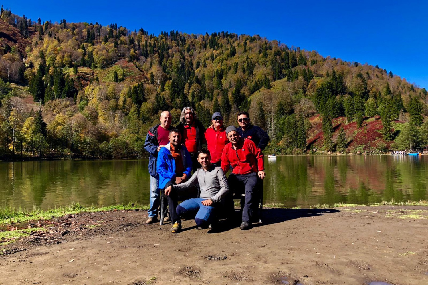 Gümüşhaneli dağcılar Karagöl’de kamp kurdu 6