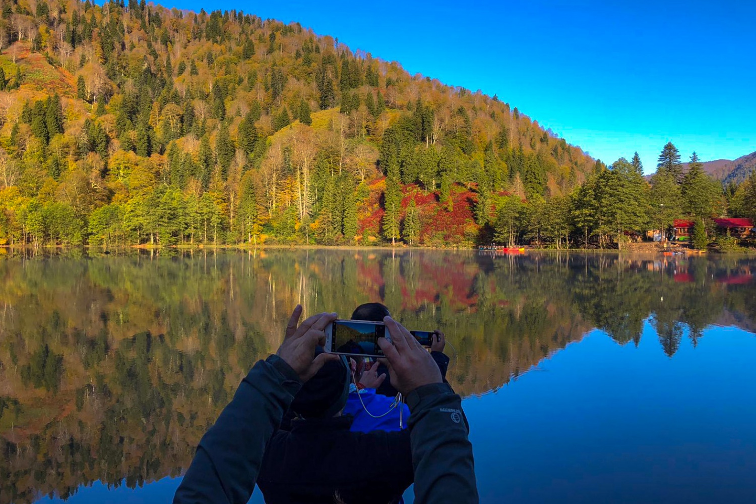 Gümüşhaneli dağcılar Karagöl’de kamp kurdu 5
