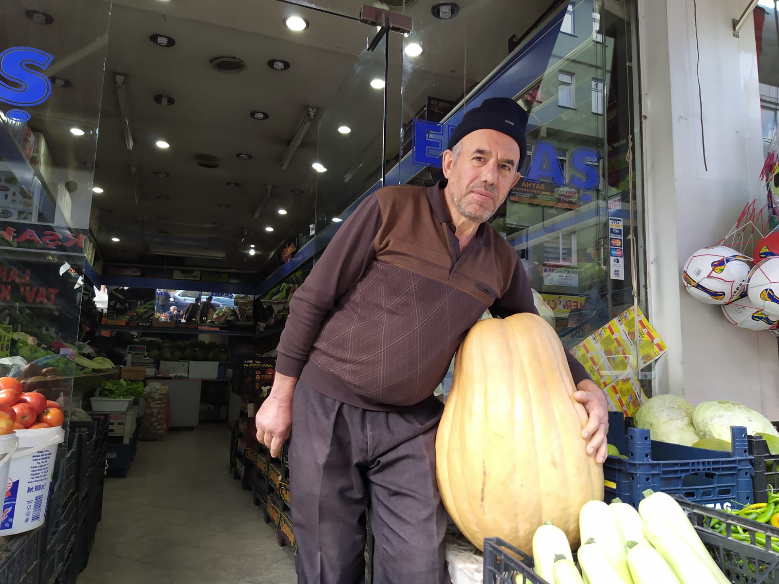 Bu bal kabağı tam 33,8 kilo 6