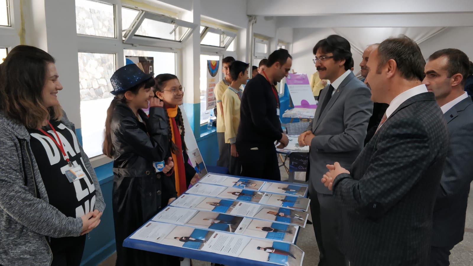 Atatürk Ortaokulunda TÜBİTAK bilim fuarı 6