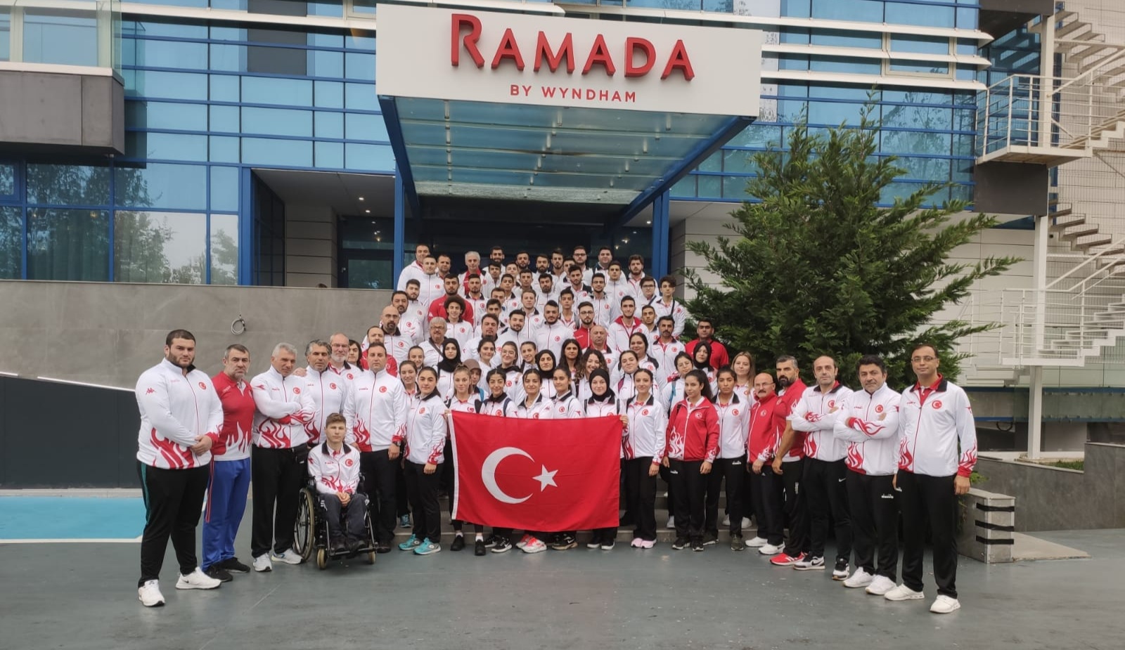 Dünya’nın bileğini büktük 6