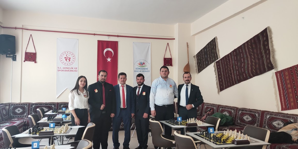 Cumhuriyet Kupası satranç turnuvası düzenlendi 5