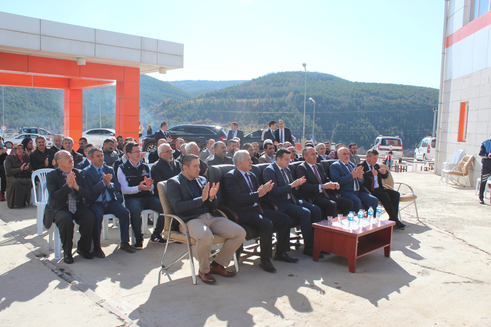 Şiran’da bir dikili ağaçları oldu 13