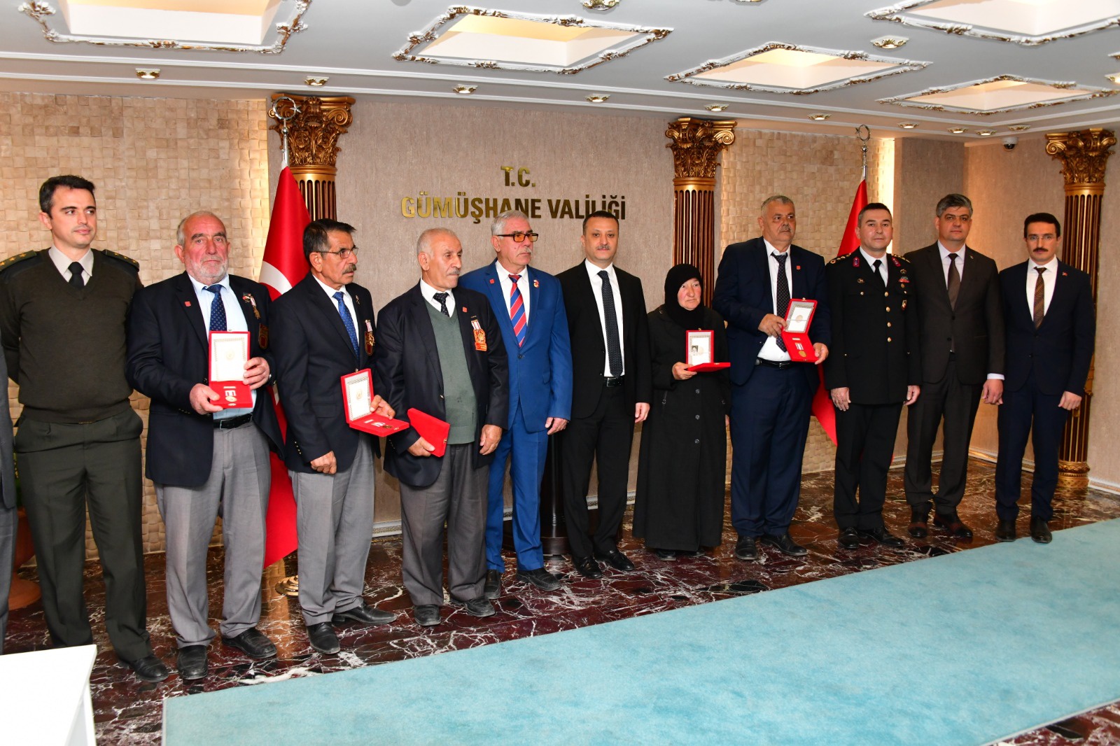 Gümüşhane’de 6 Kıbrıs gazisine daha madalya ve beratı verildi 12