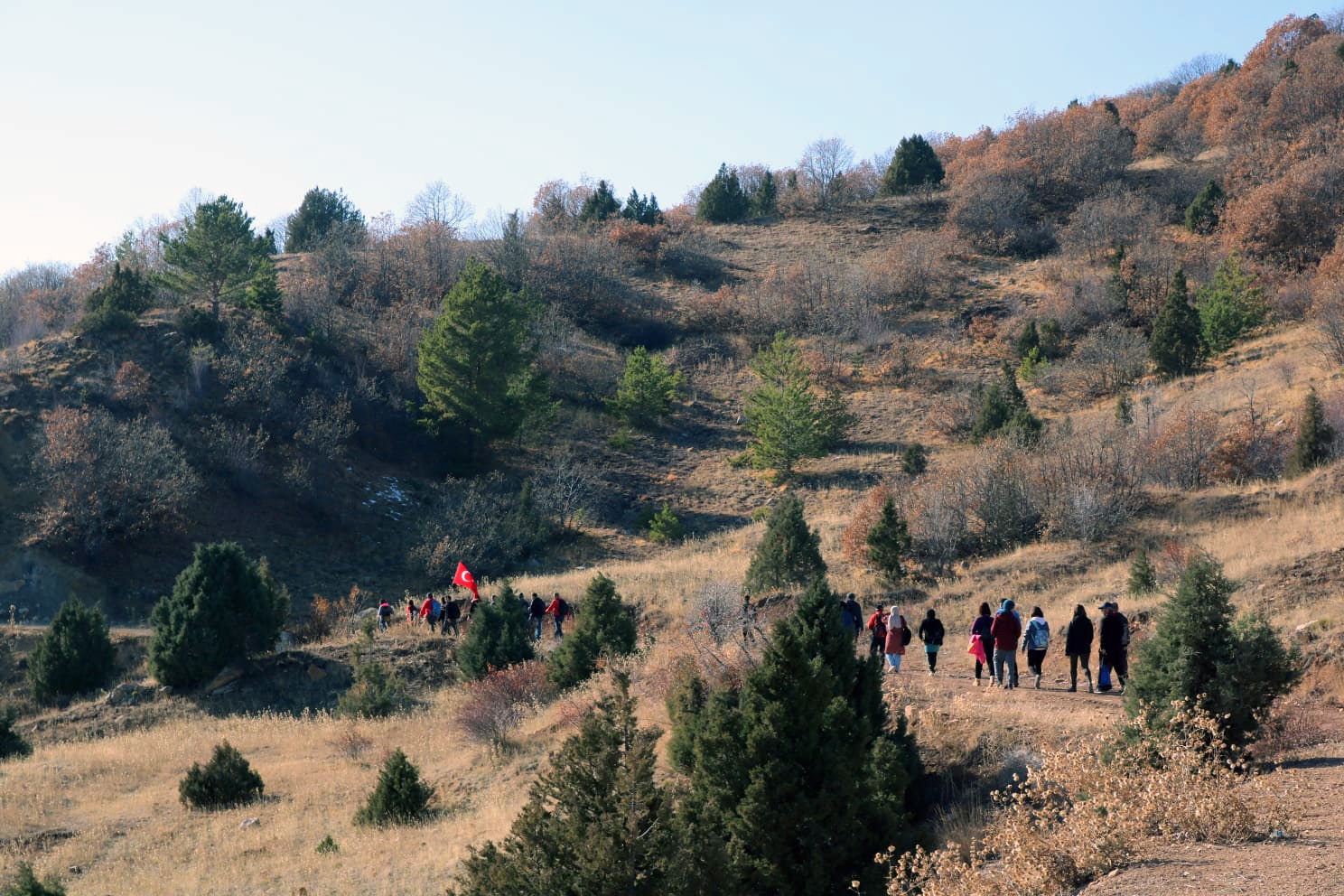 Gümüşhane’de doğa yürüyüşleri yoğun ilgi görüyor 2