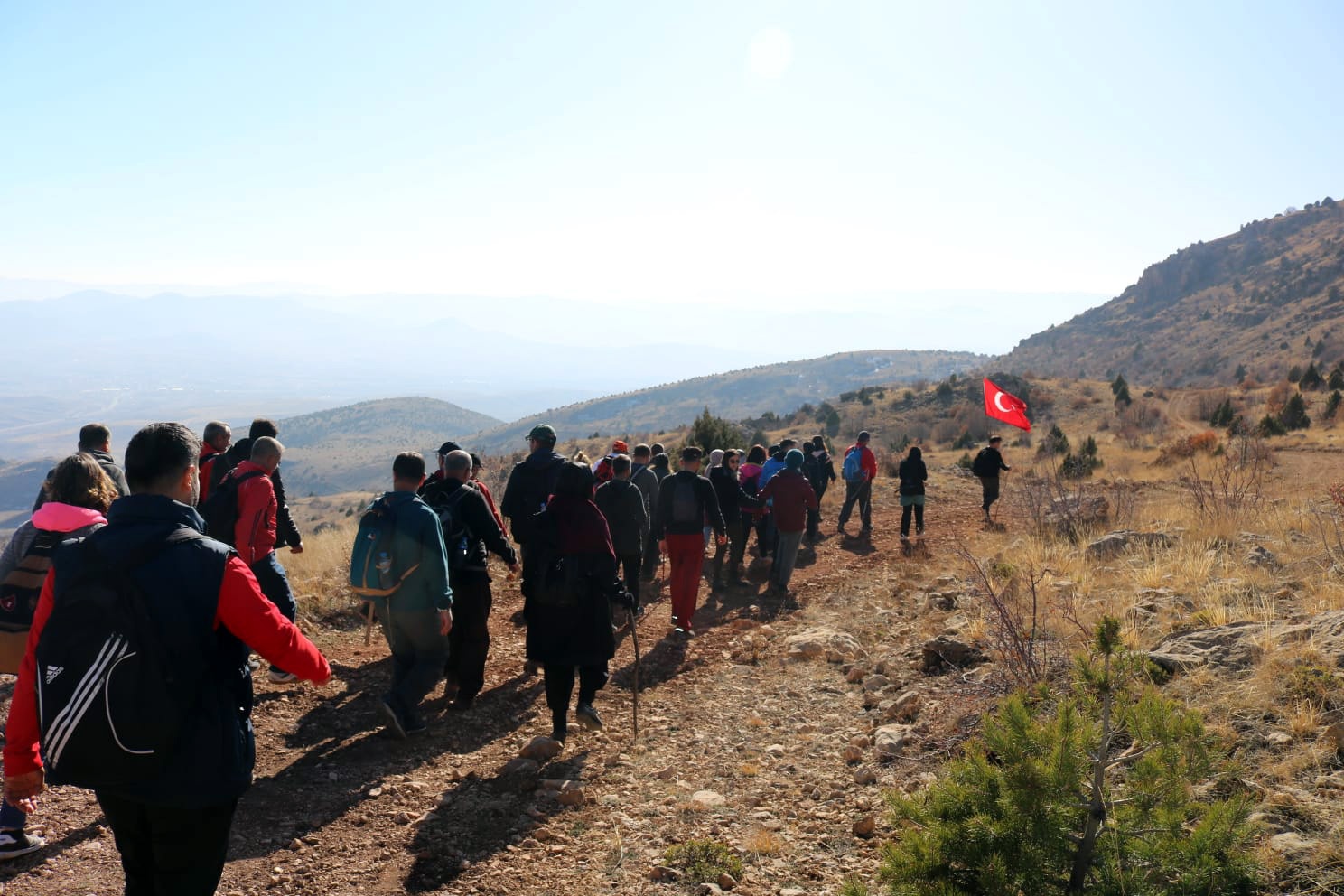 Gümüşhane’de doğa yürüyüşleri yoğun ilgi görüyor 19