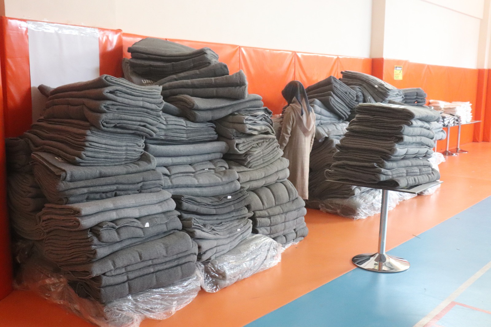 Gümüşhane'de mültecilere ve muhtaç vatandaşlara yardım yapıldı 6