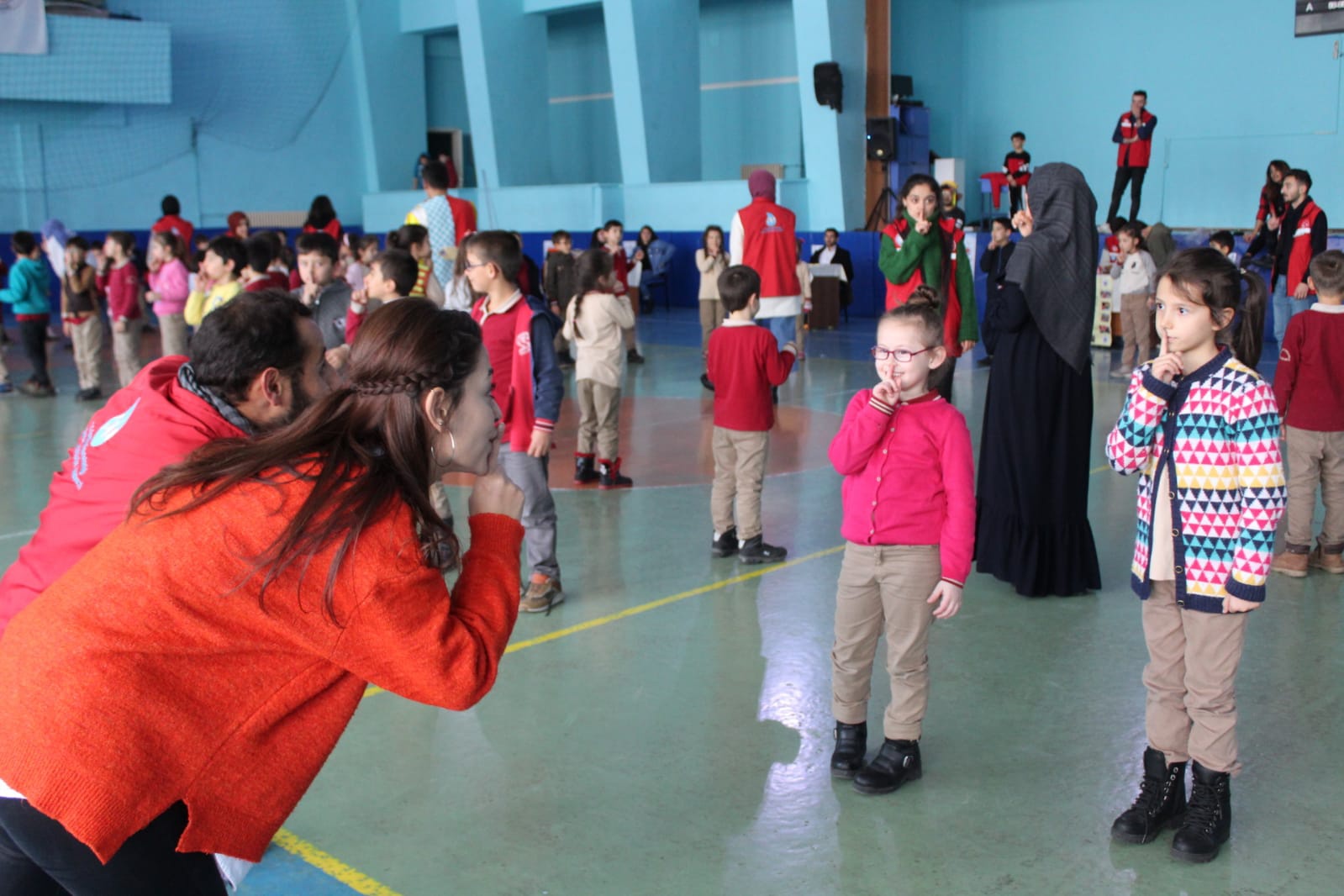 Dünya Gönüllüler gününde farkındalık oluşturdular 6