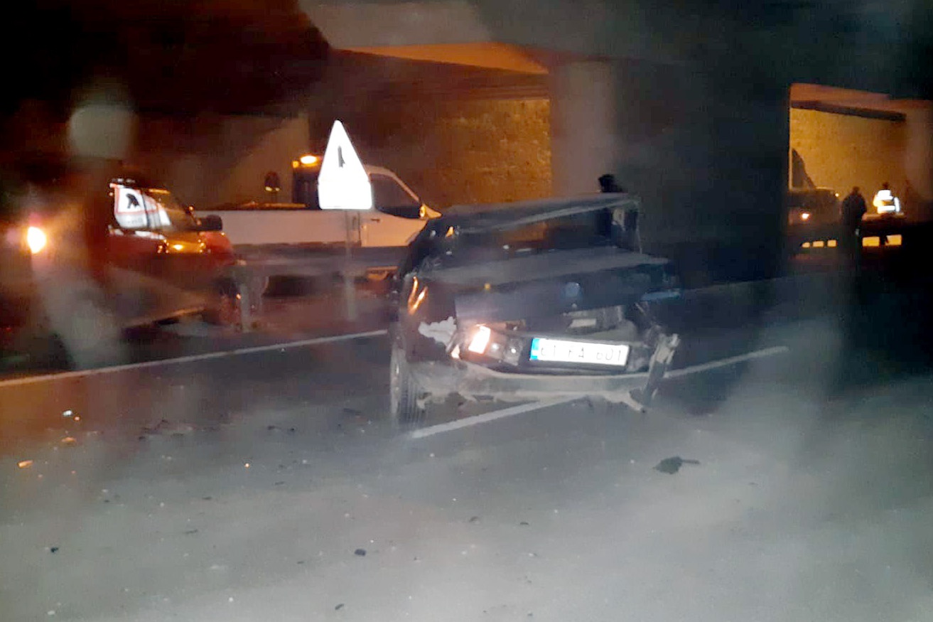 Kürtün kavşağında kaza: 1 yaralı 3