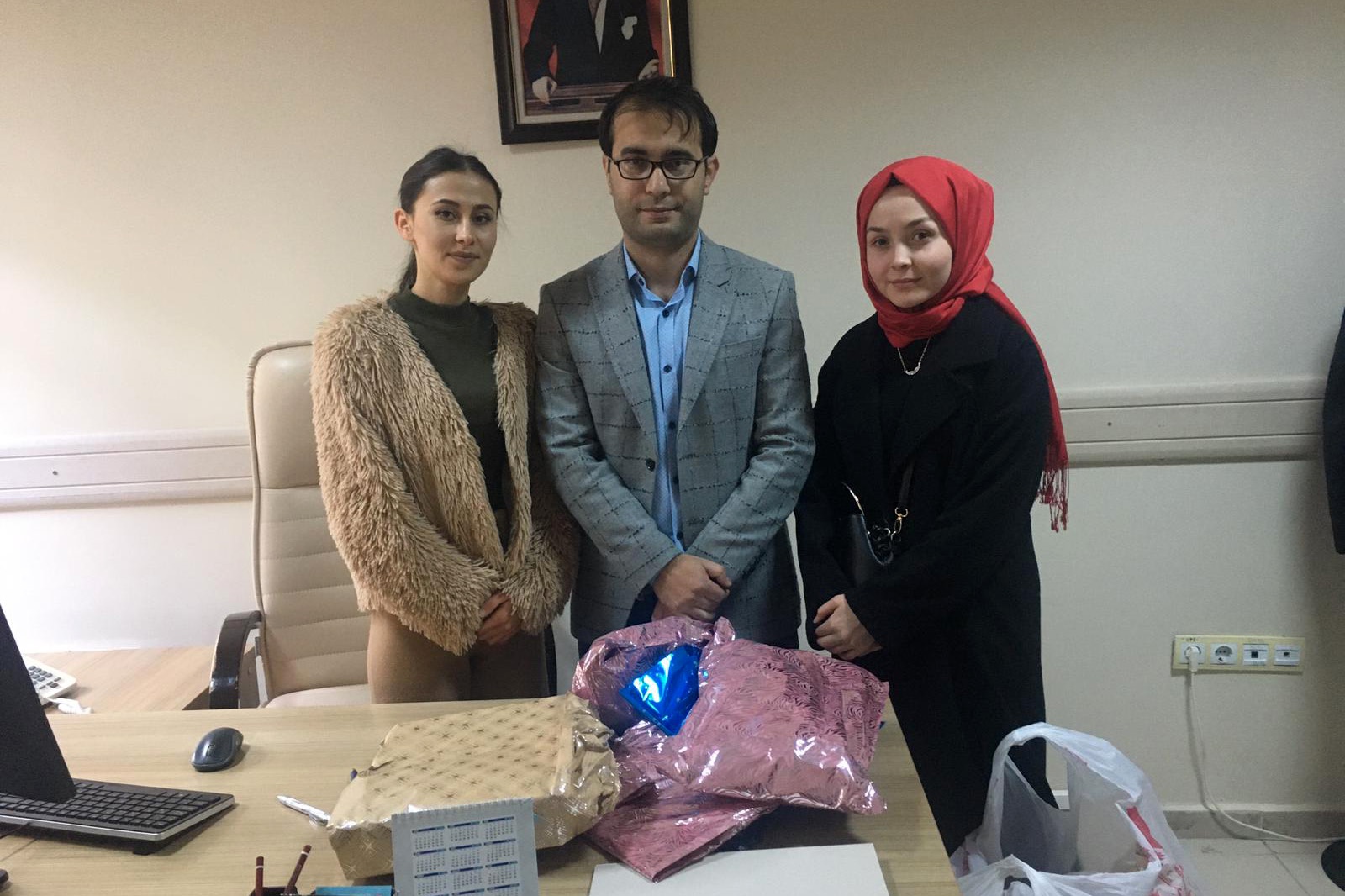 Bu kez de hasta yatan çocukları sevindirdiler 6