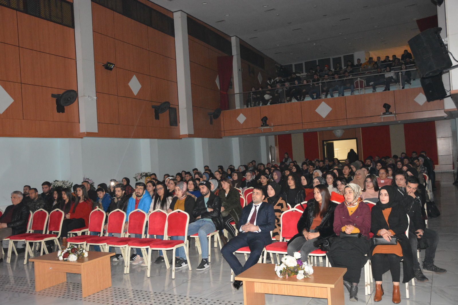 Gençler şehitleri unutmadı 13