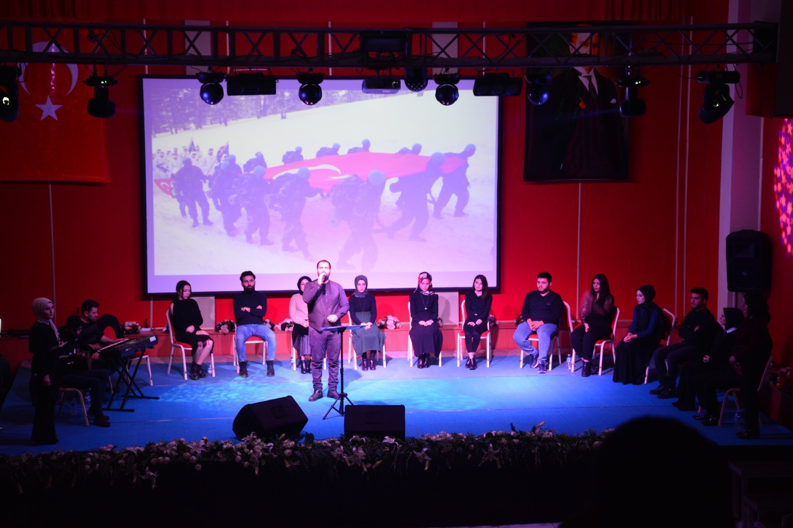 Gençler şehitleri unutmadı 12