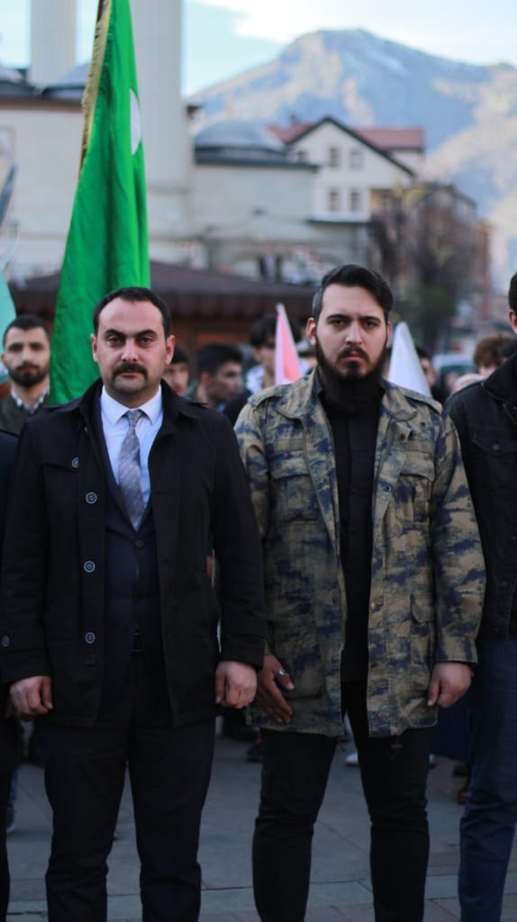 Ülkü Ocakları: Yaşasın tam bağımsız Doğu Türkistan 2