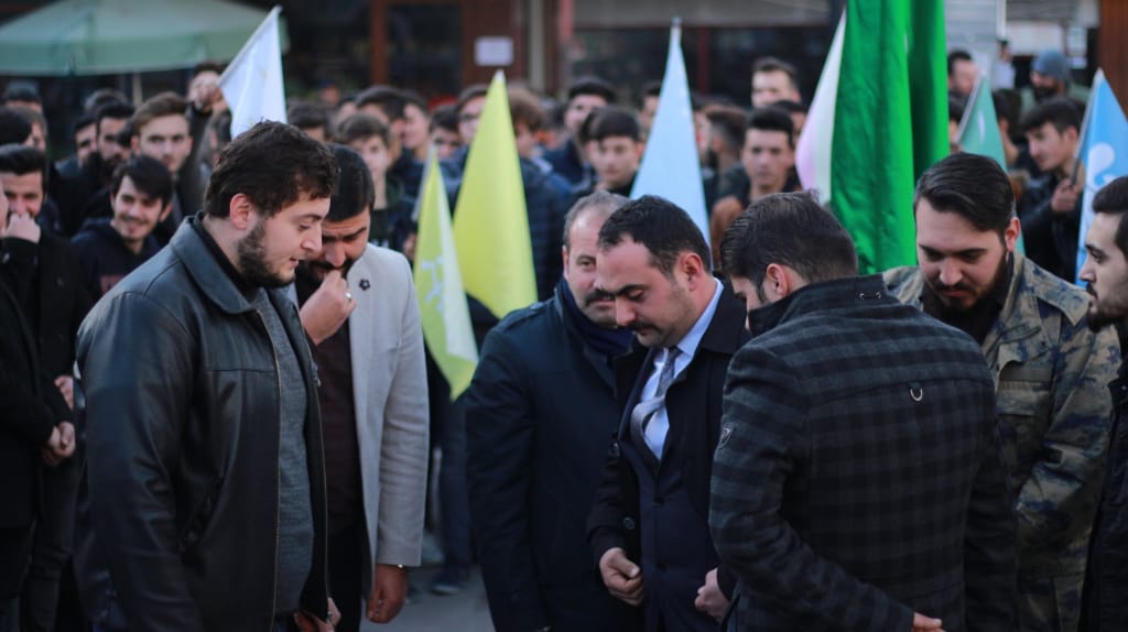 Ülkü Ocakları: Yaşasın tam bağımsız Doğu Türkistan 8