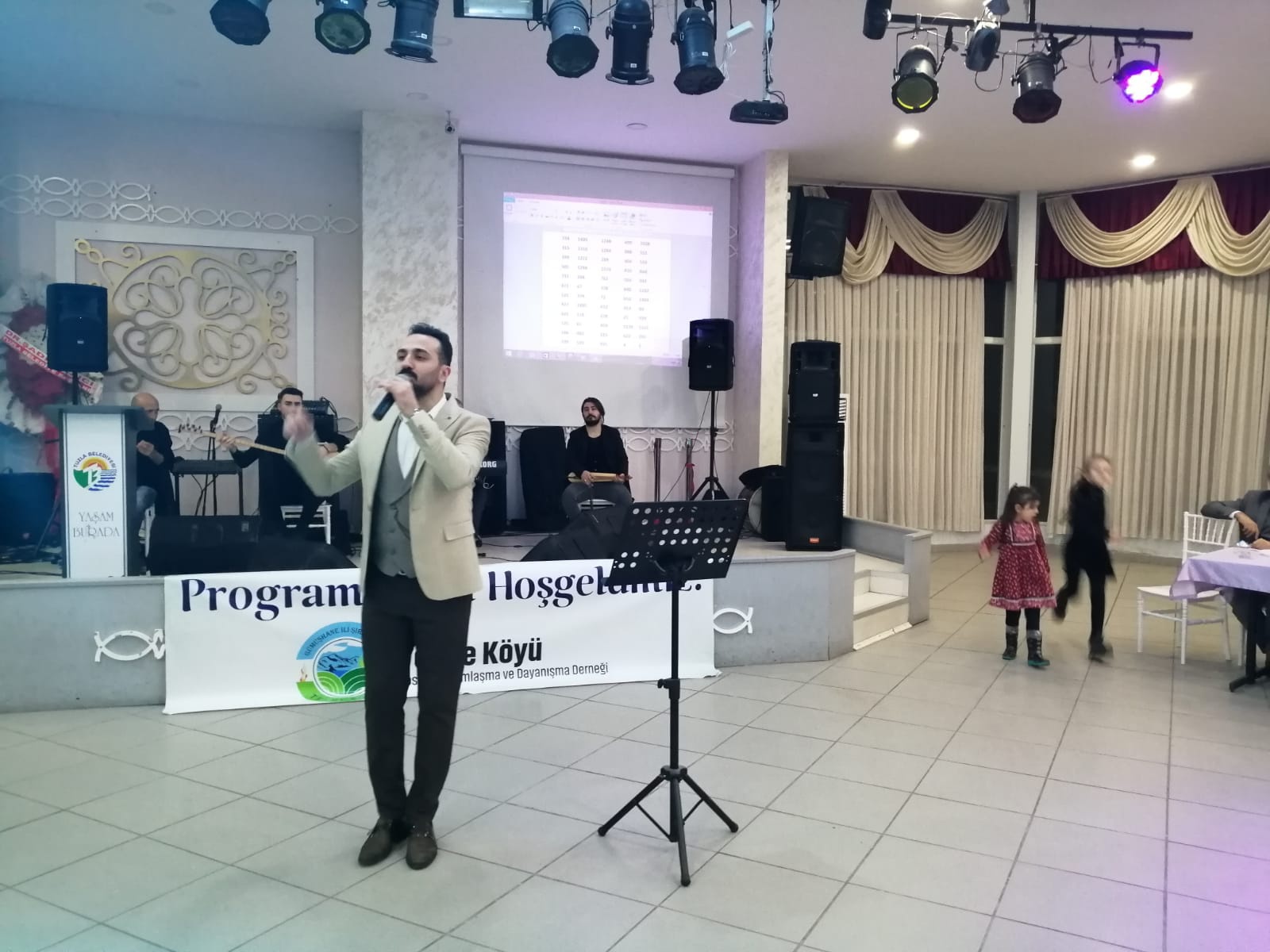 Telmelilerden eğitime destek gecesi 8