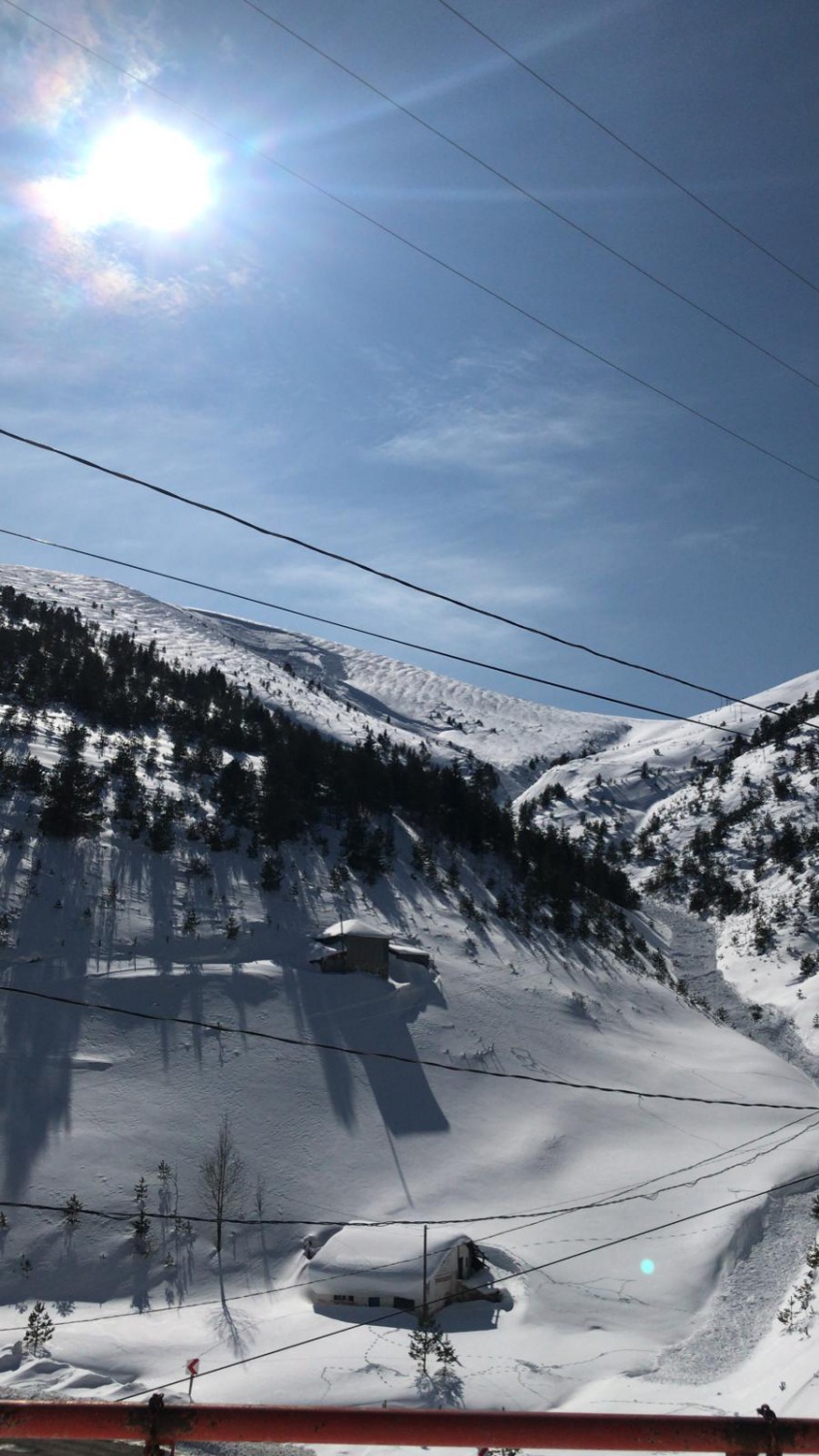 10 kişiye mezar olmuştu... Zigana'da yine aynı noktadan çığ geldi 1