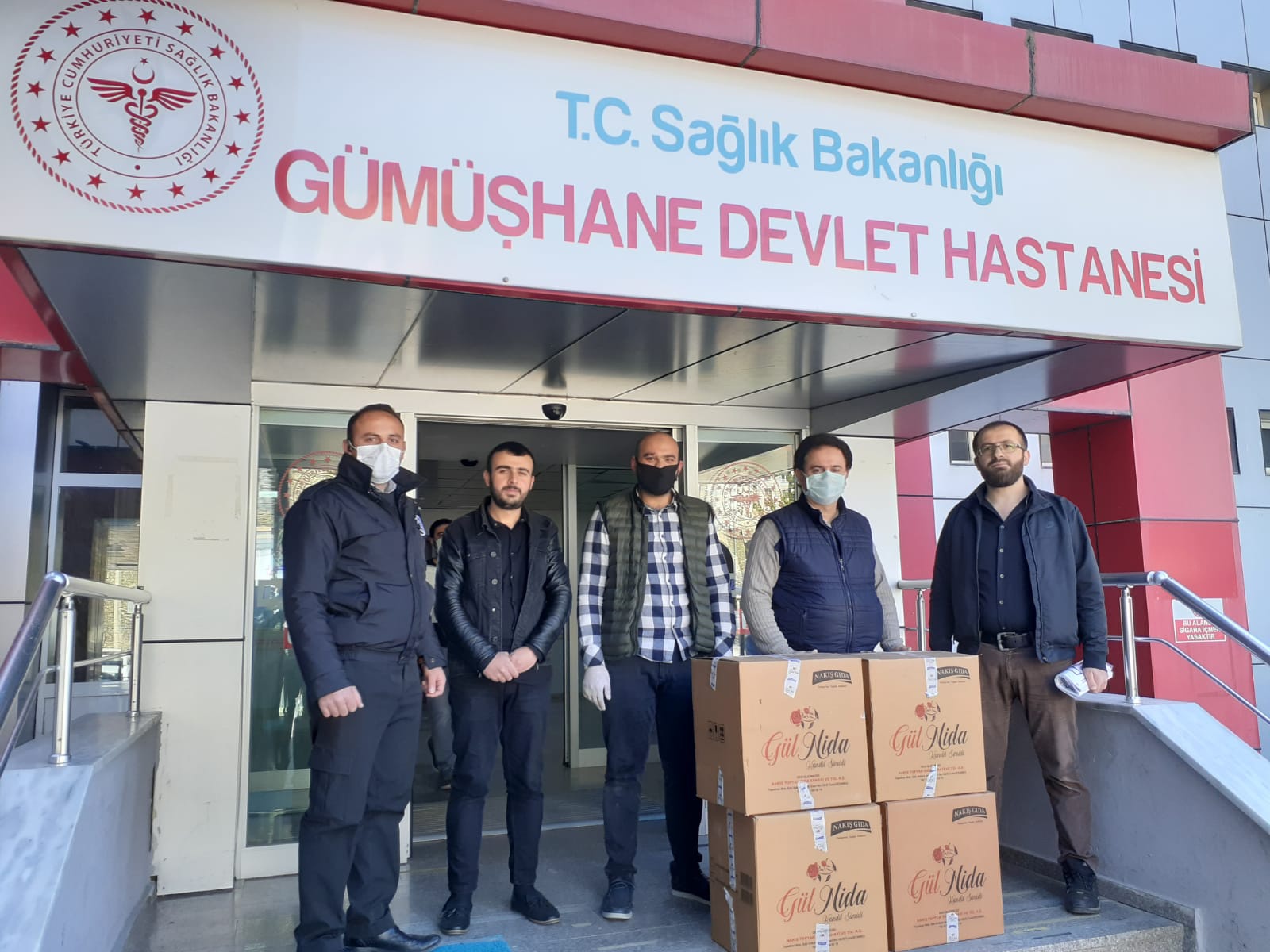 Semerkand Vakfı sağlık çalışanlarını Berat Kandilinde de unutmadı 3