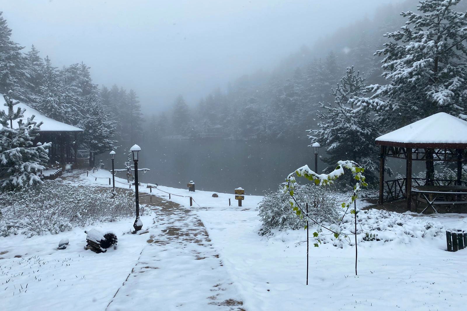 Gümüşhane’nin yüksek kesimlerine 23 Mayıs'ta kar sürprizi  5