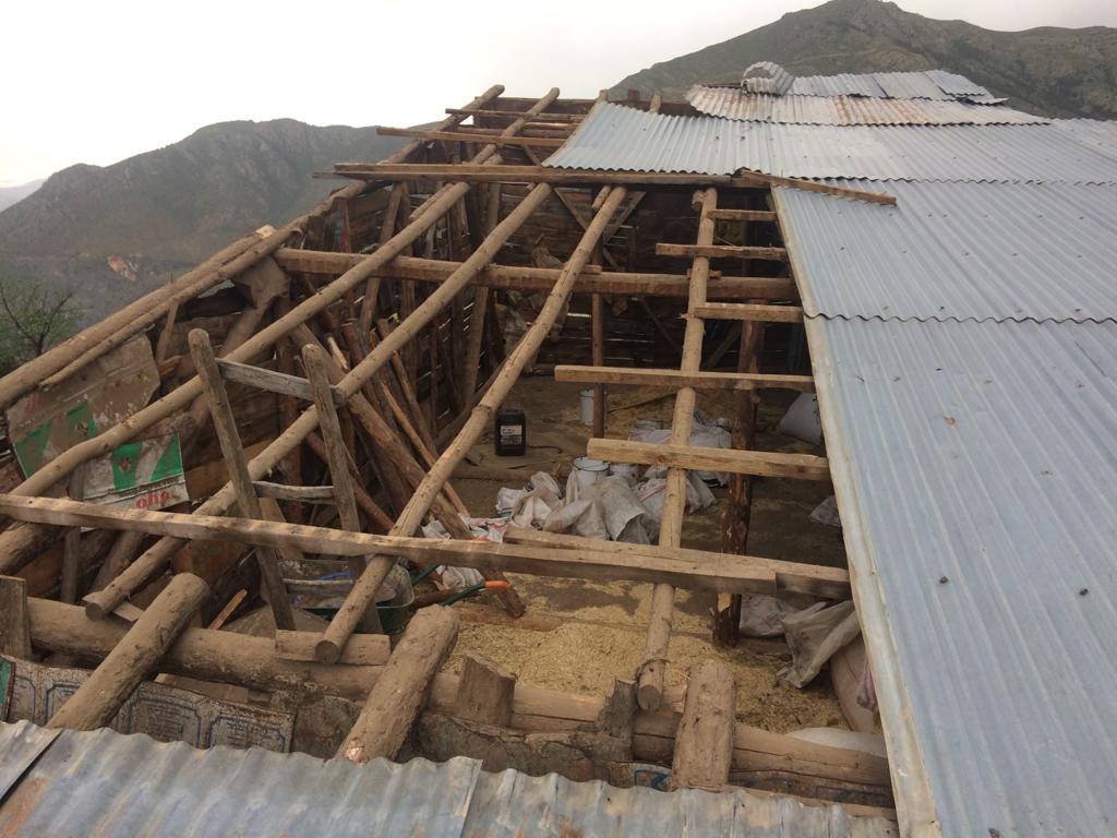 Gümüşhane’de fırtına etkili oldu 6