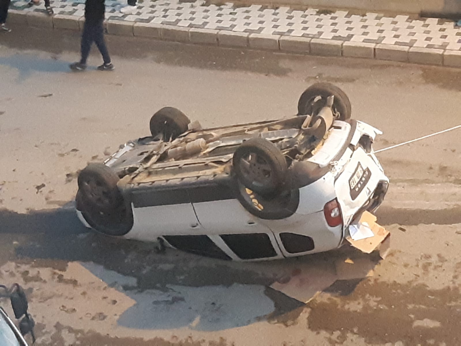 El frenini çekmeyi unutunca... 4