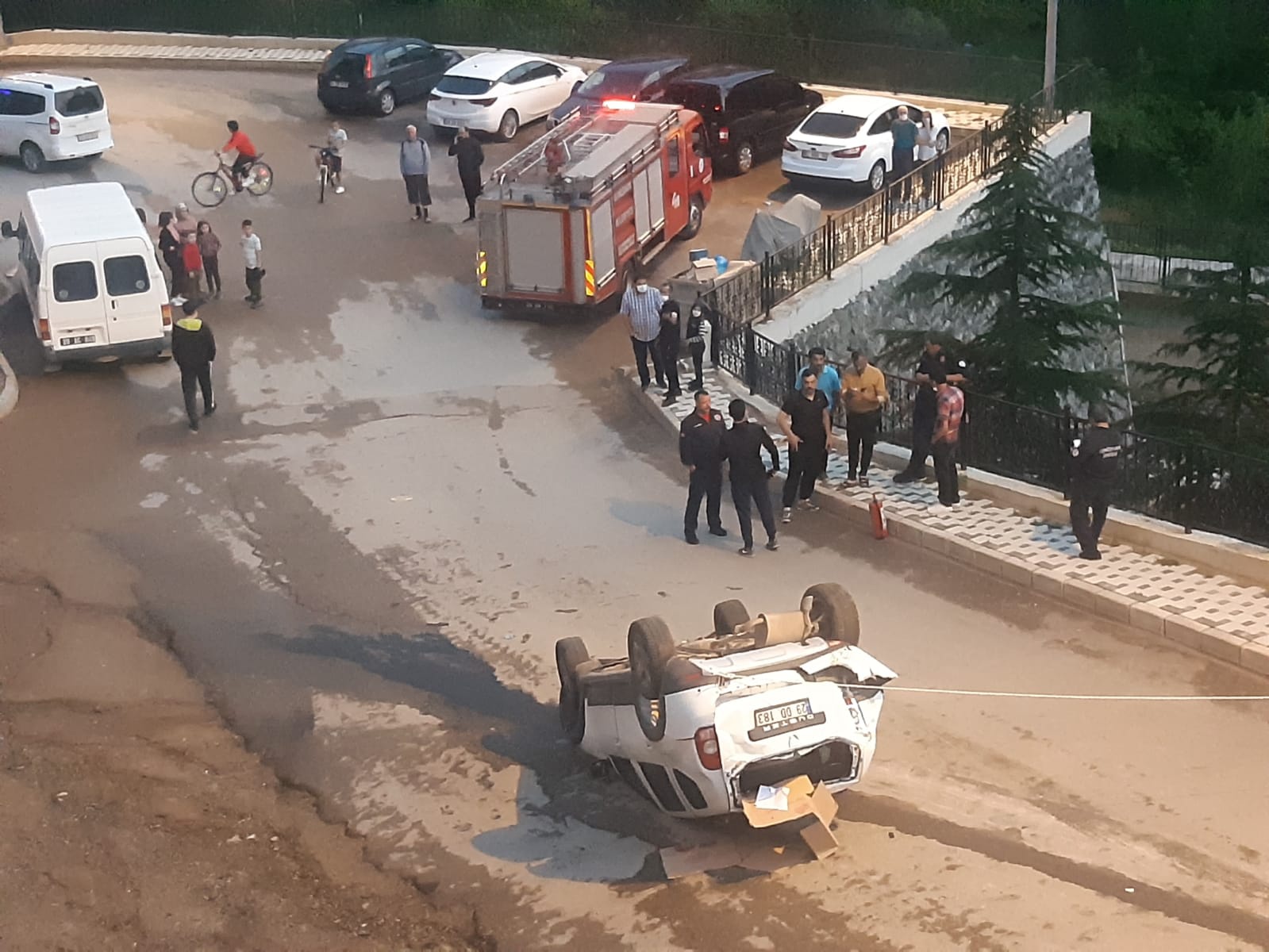 El frenini çekmeyi unutunca... 8