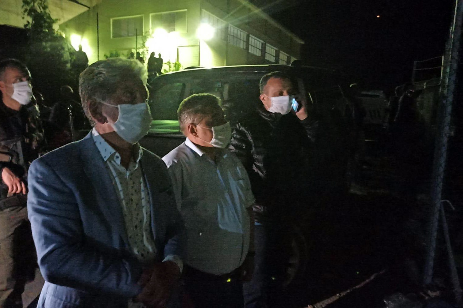 Gümüşhane’de yol çalışması yapan ekibin üzerine heyelan düştü: 2 ölü 5