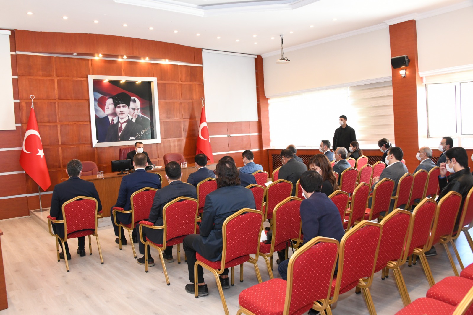 Covid-19 değerlendirme toplantısı 4