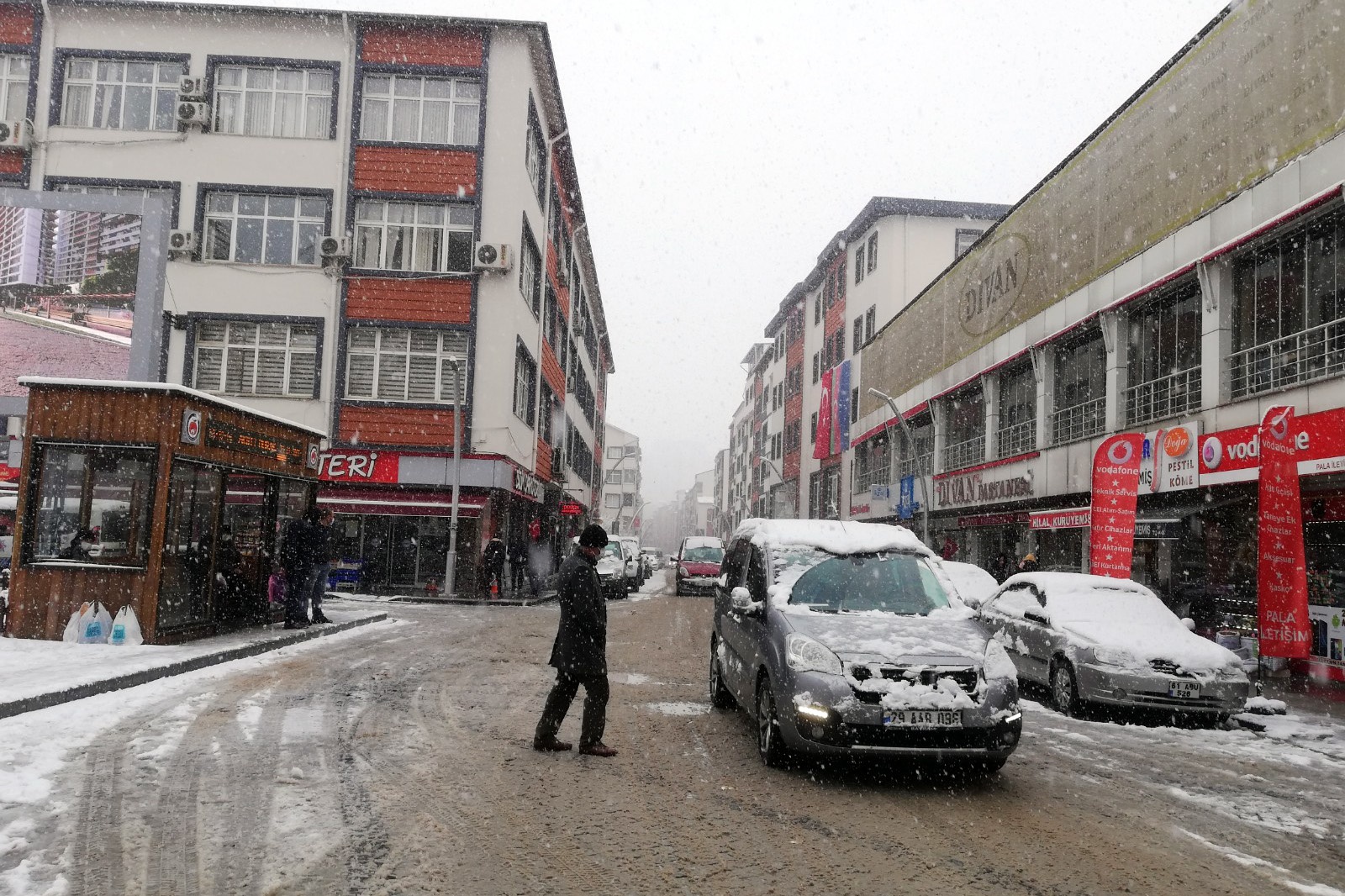 Gümüşhane’de etkili kar yağışı 6