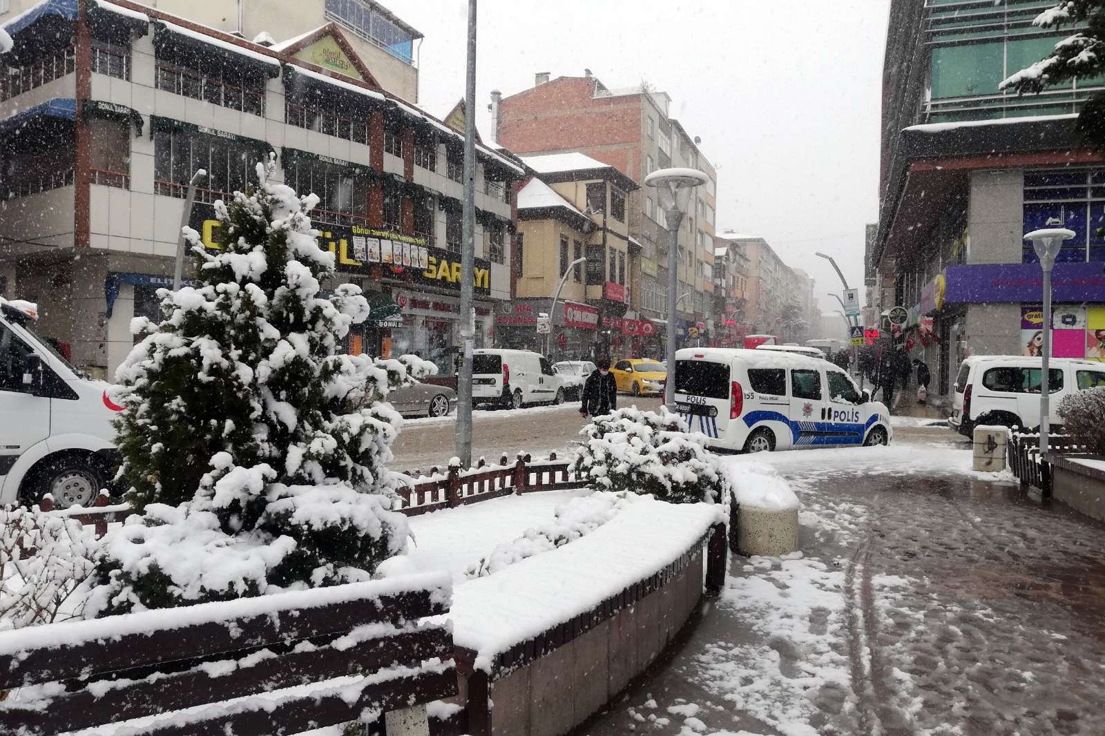 Gümüşhane’de etkili kar yağışı 3