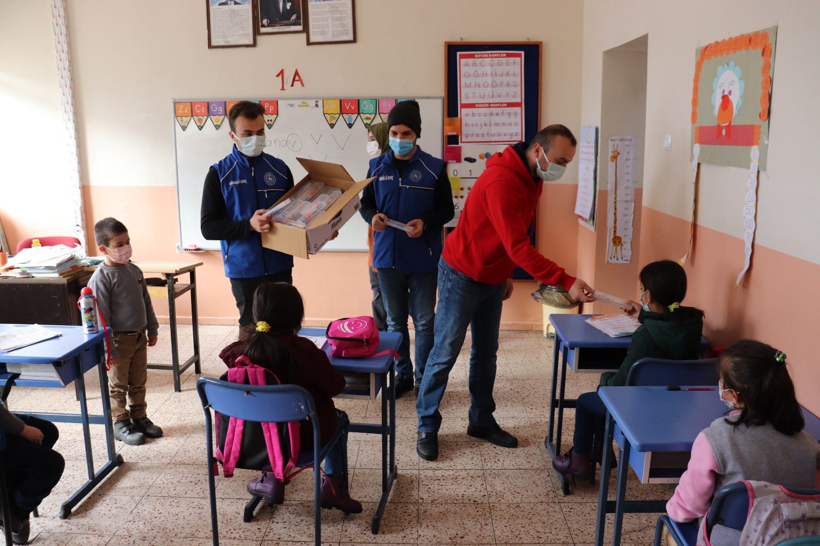 Gençlik Merkezi minik yürekler için köy okullarında 5