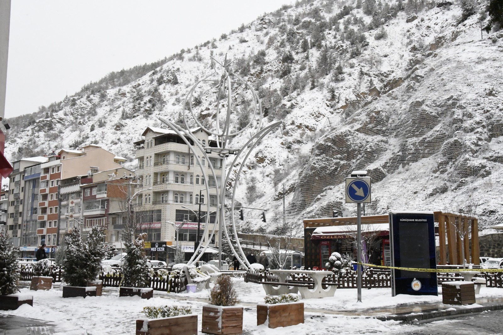 Gümüşhane’de Mart kapıdan baktırdı 8