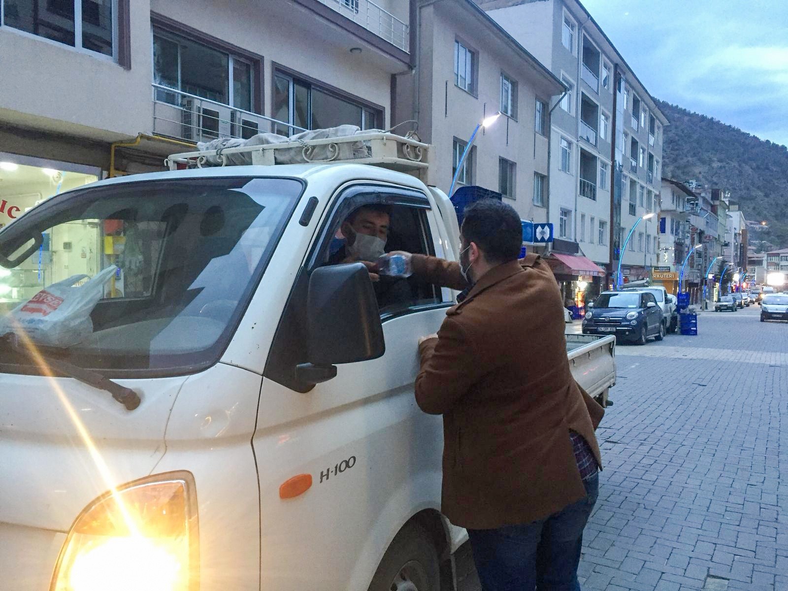 'İftara 5 kala AK Gençlik yanında' 3