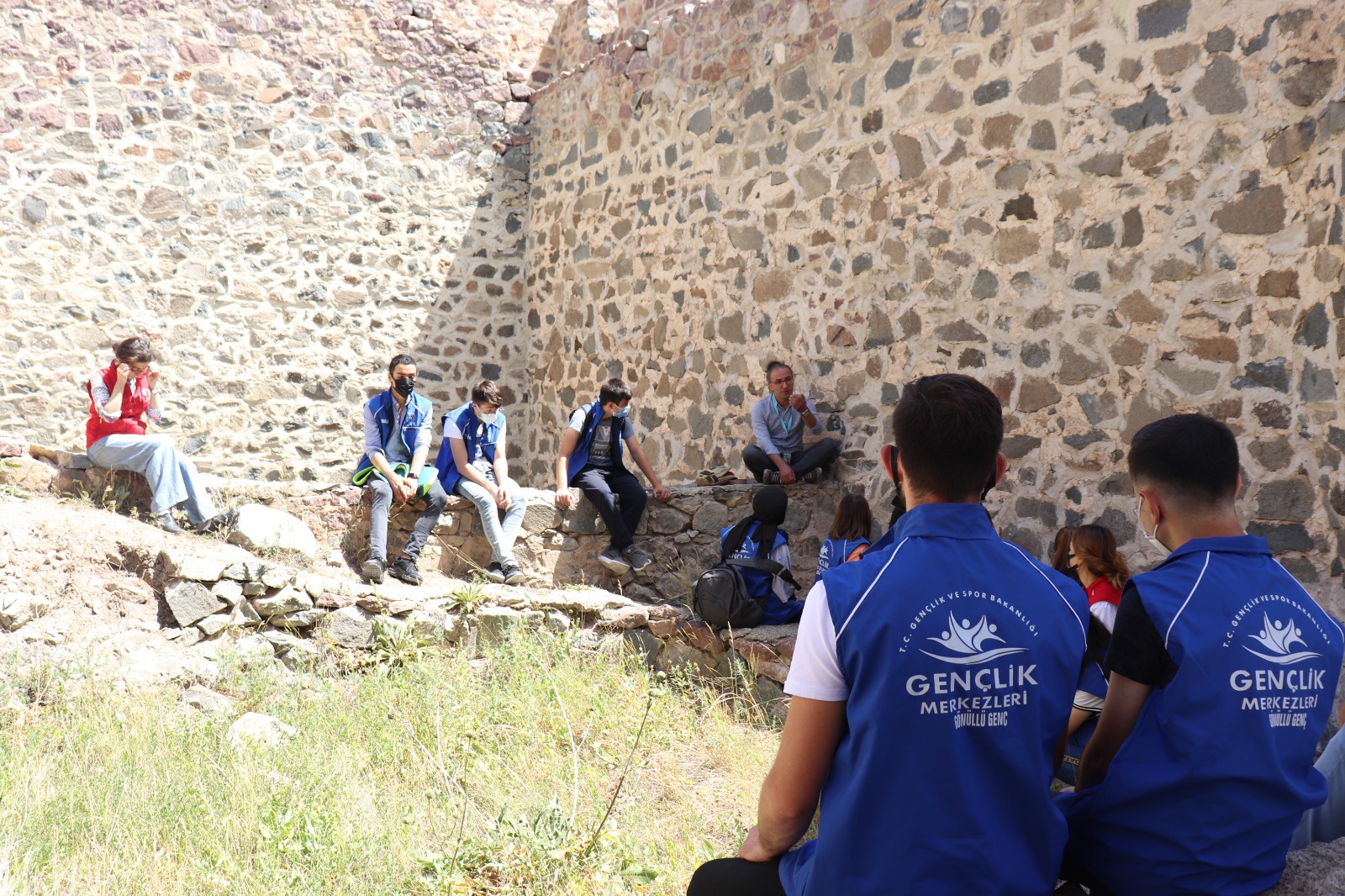 Gençler Kov Kalesinde tarih yolculuğuna çıktı 11