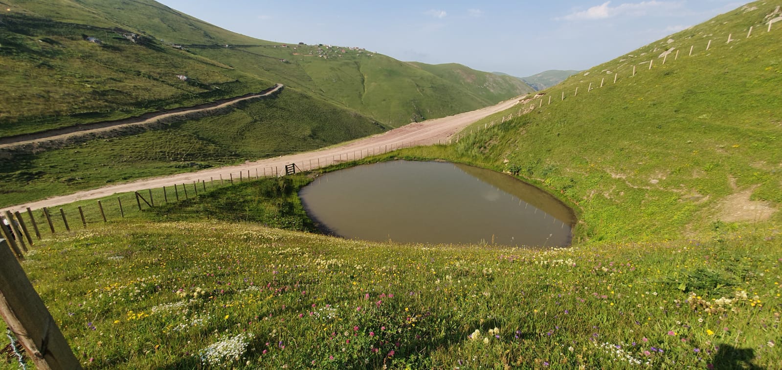 Dumanlı Dipsiz Göl’den eşsiz manzaralar 4