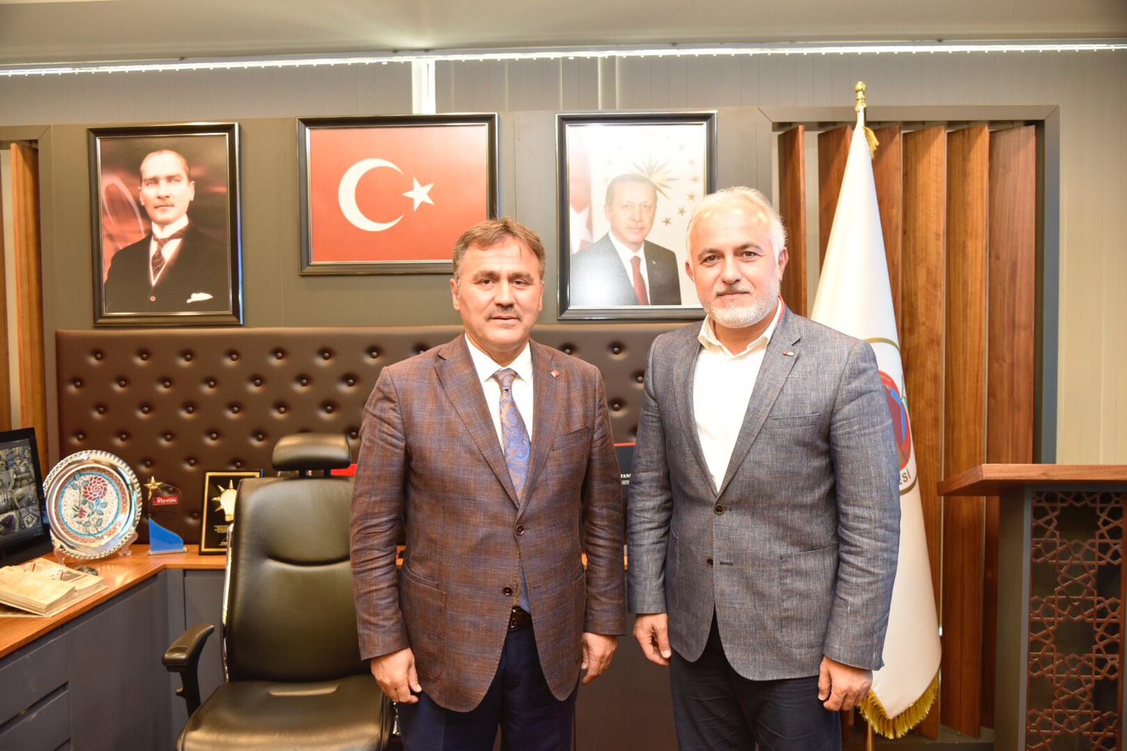 Türk Kızılay’ı yangın bölgesinde 300 bin kişiye ulaştı 14