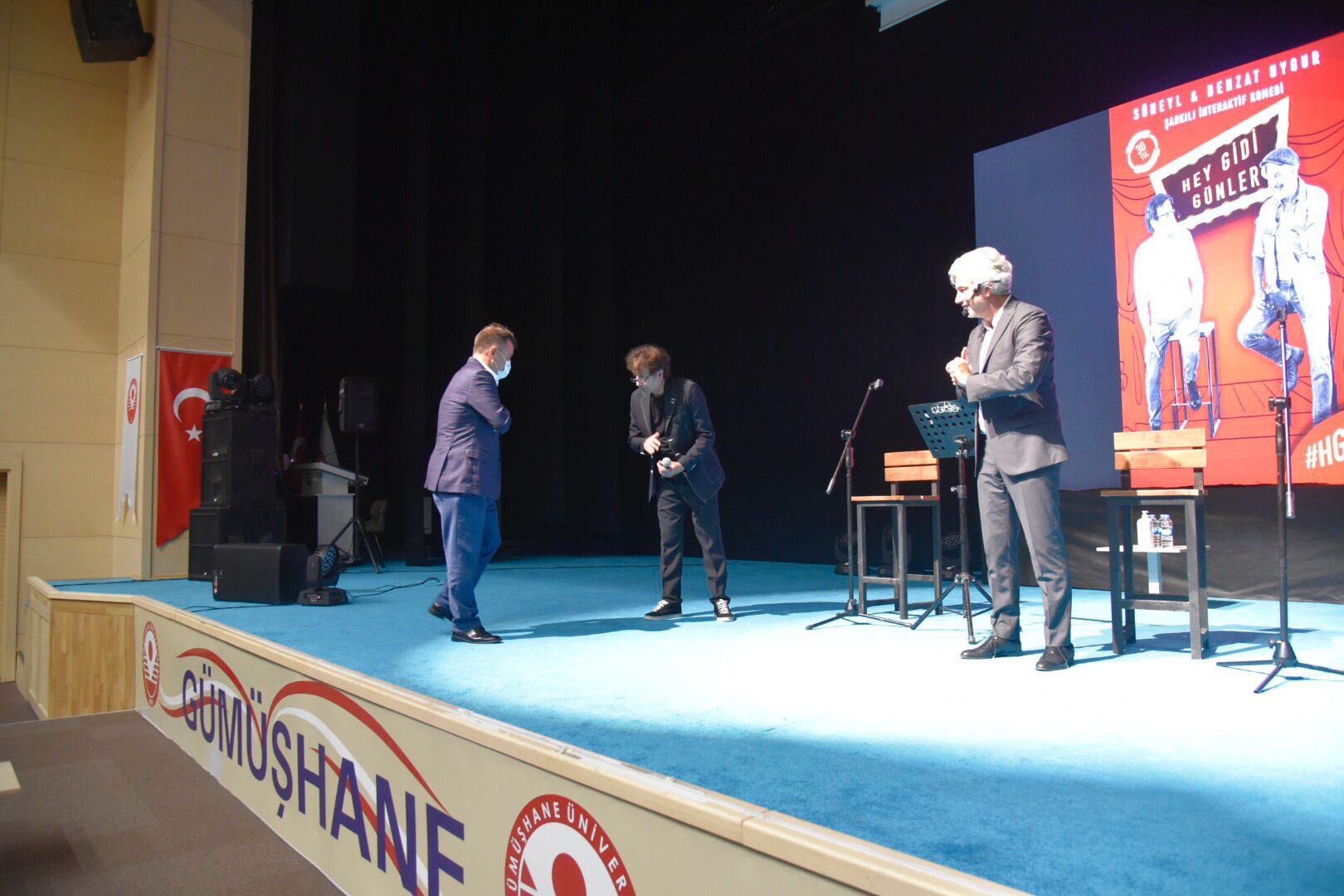 Hey Gidi Günler sahnelendi 11