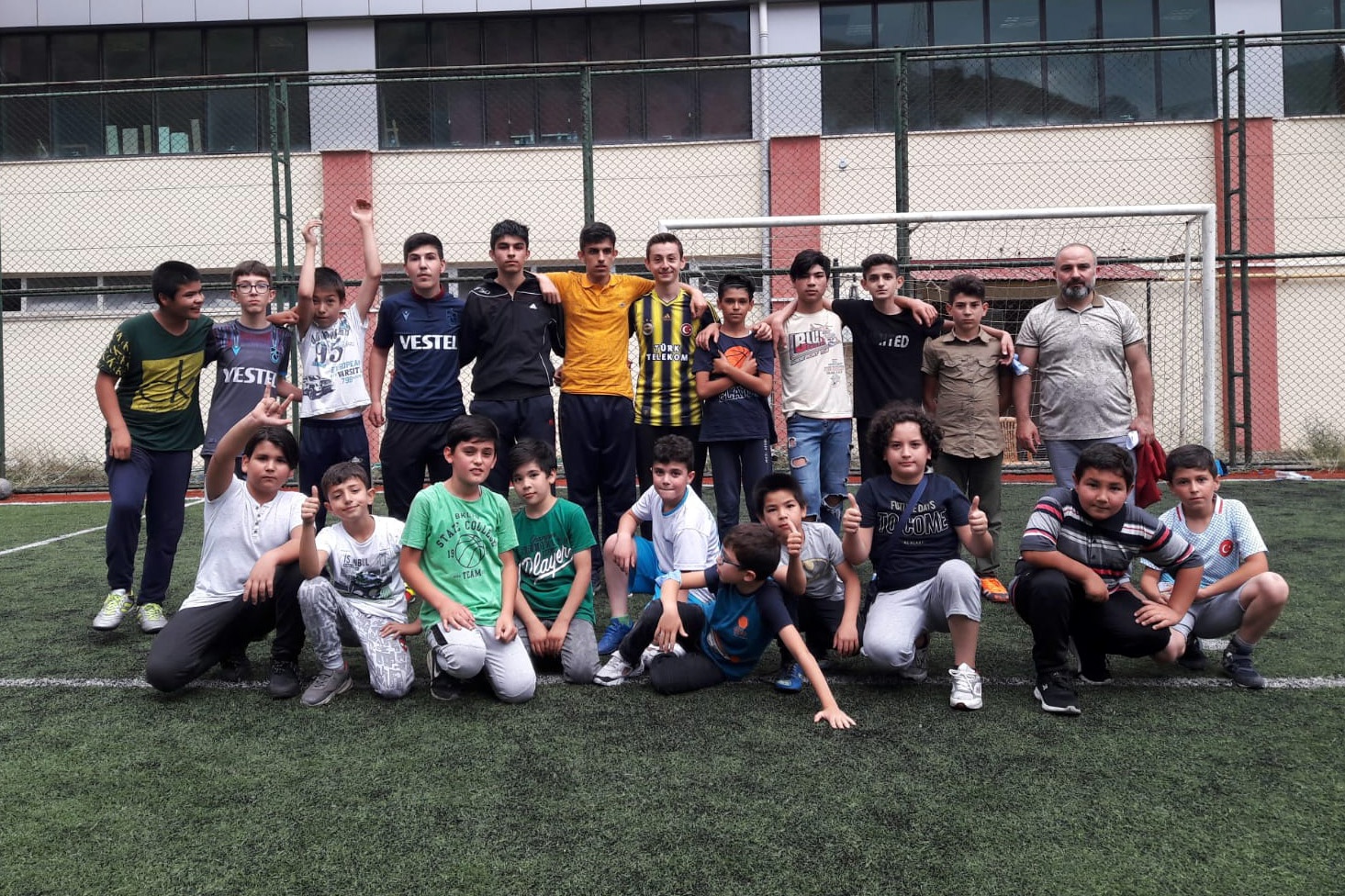 Önce Kur'an Kursuna sonra halı sahaya gittiler 7