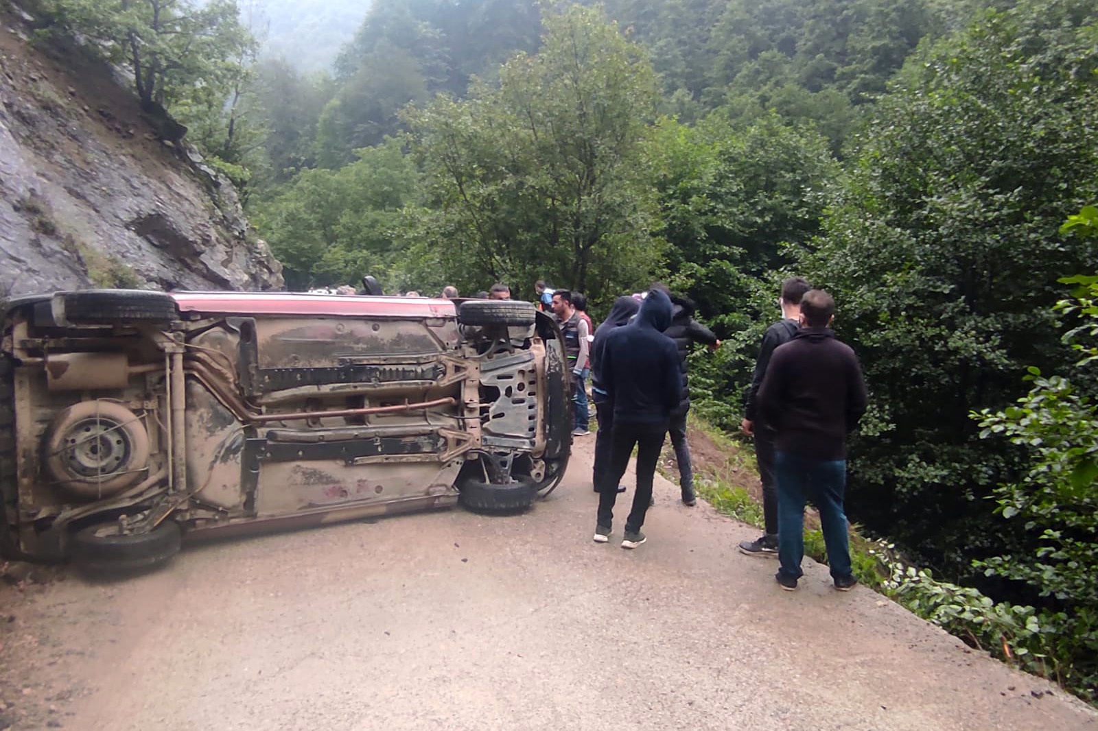 Kürtün’de trafik kazası: 2 yaralı 3