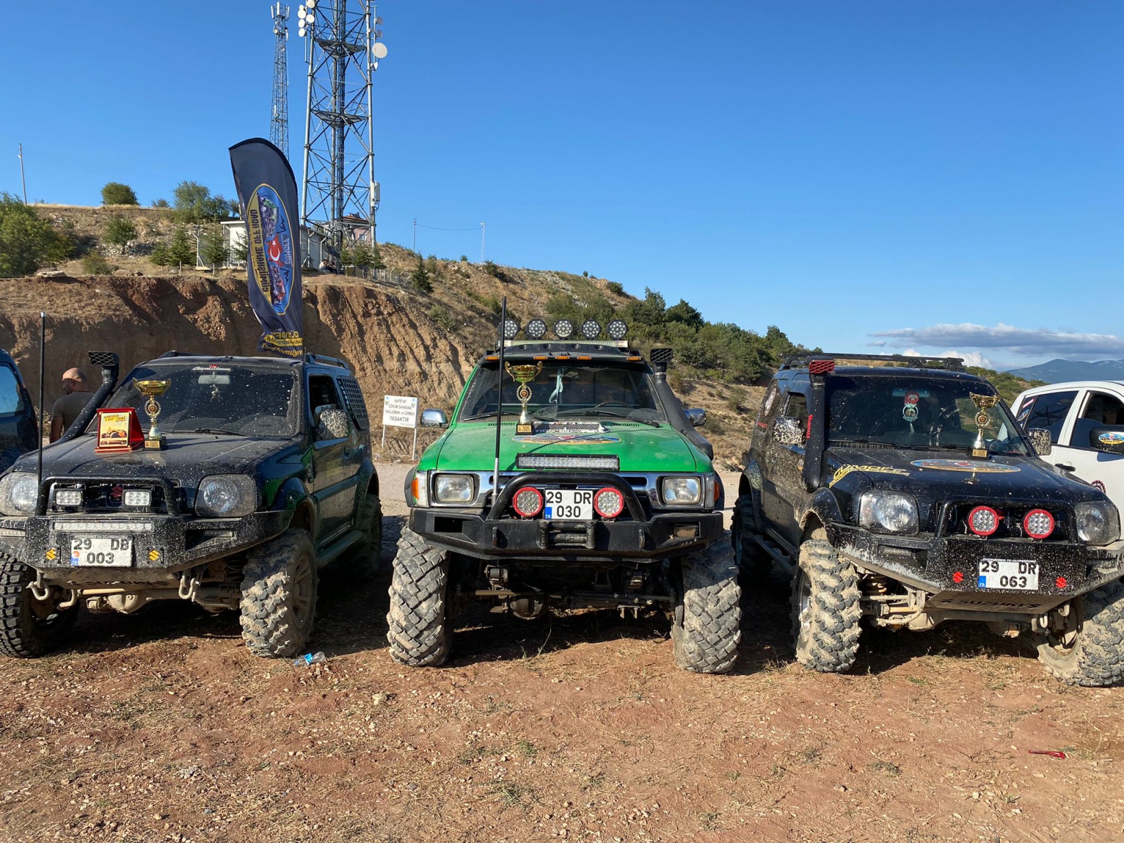 Kupa avcılarından 4 kupa birden  5