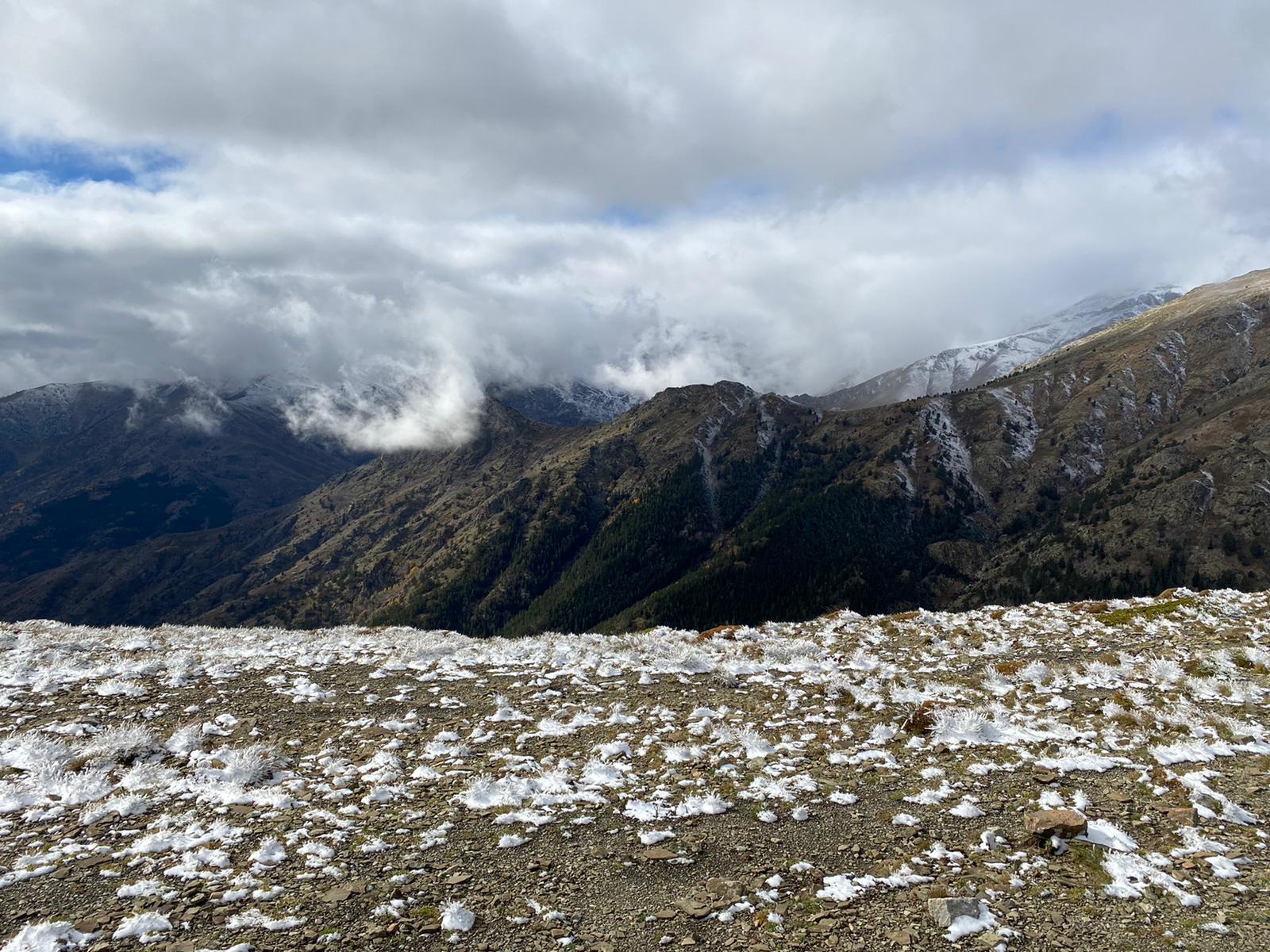 Yüksekler beyaza büründü hava buz kesti 3