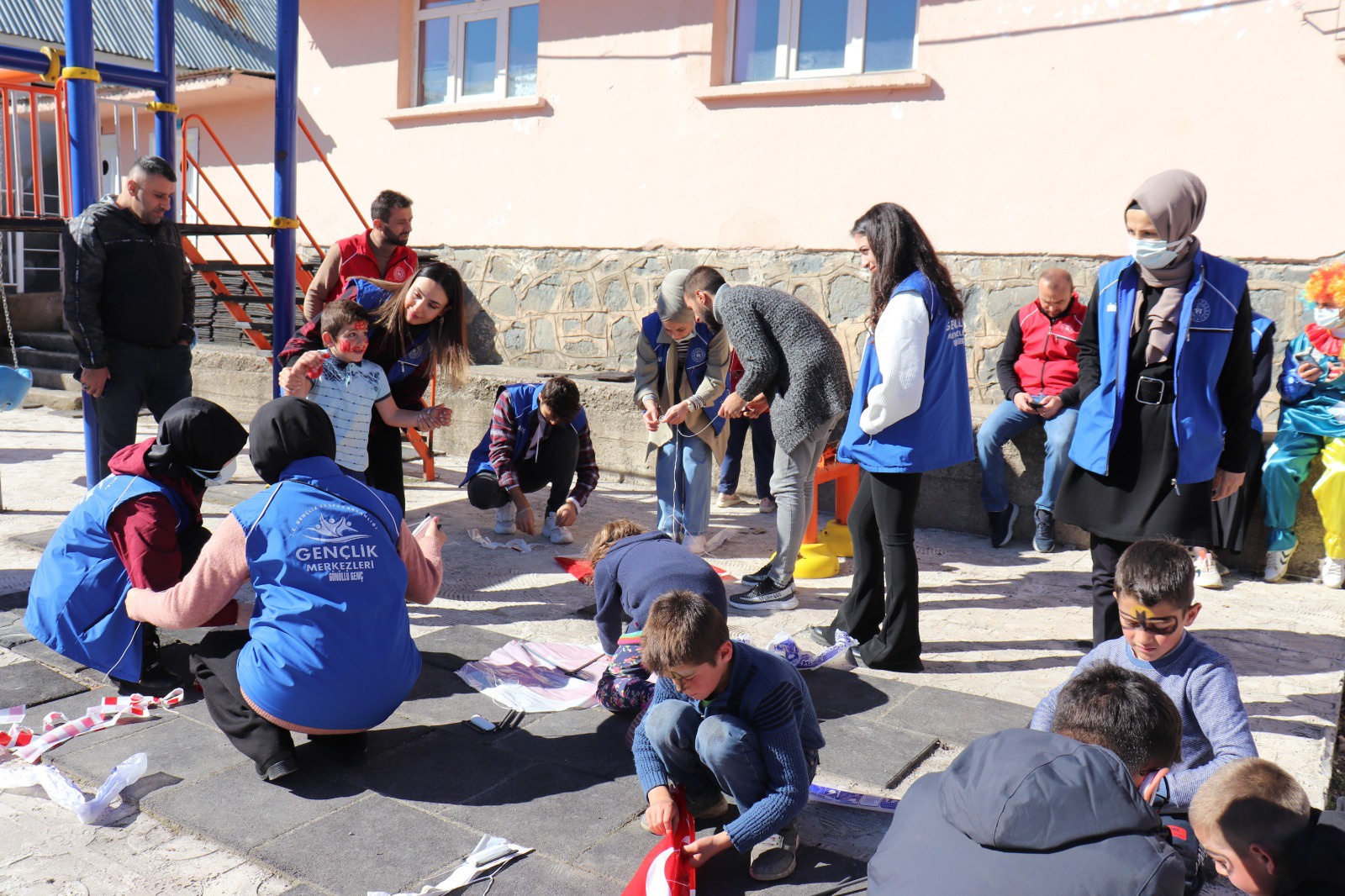 Gençlik Merkezi Akocak köy okulunda 21
