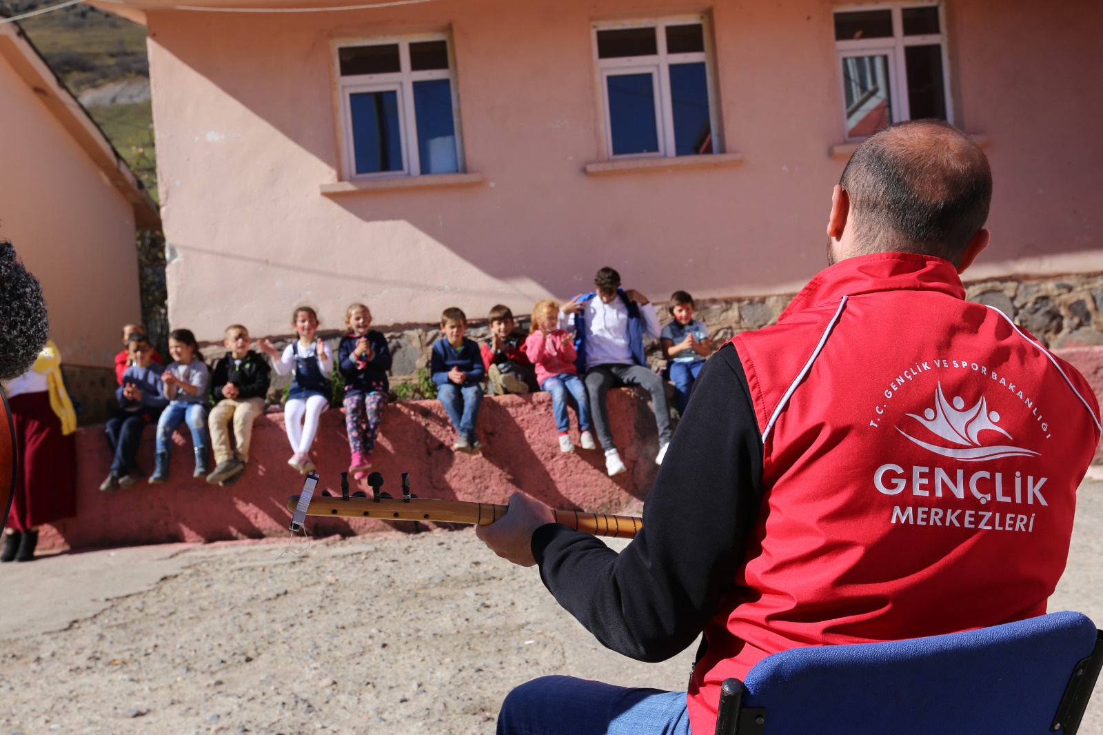 Gençlik Merkezi Akocak köy okulunda 8