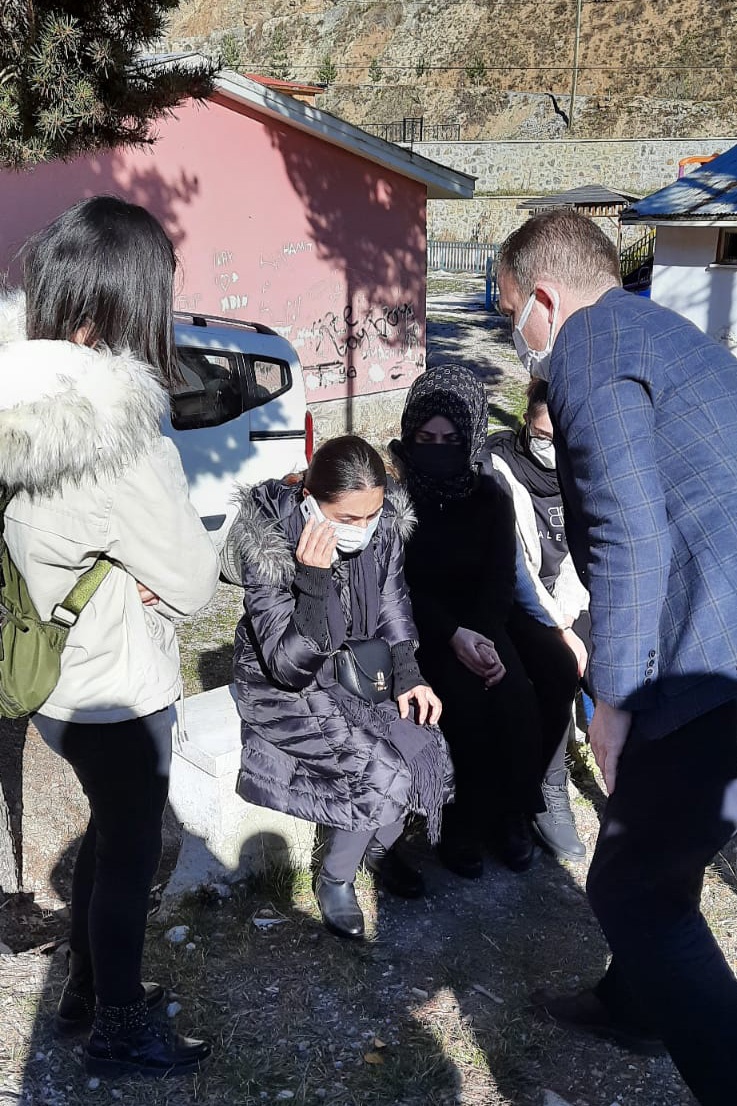 Hakim Ümit Demirhan son yolculuğuna uğurlandı 8