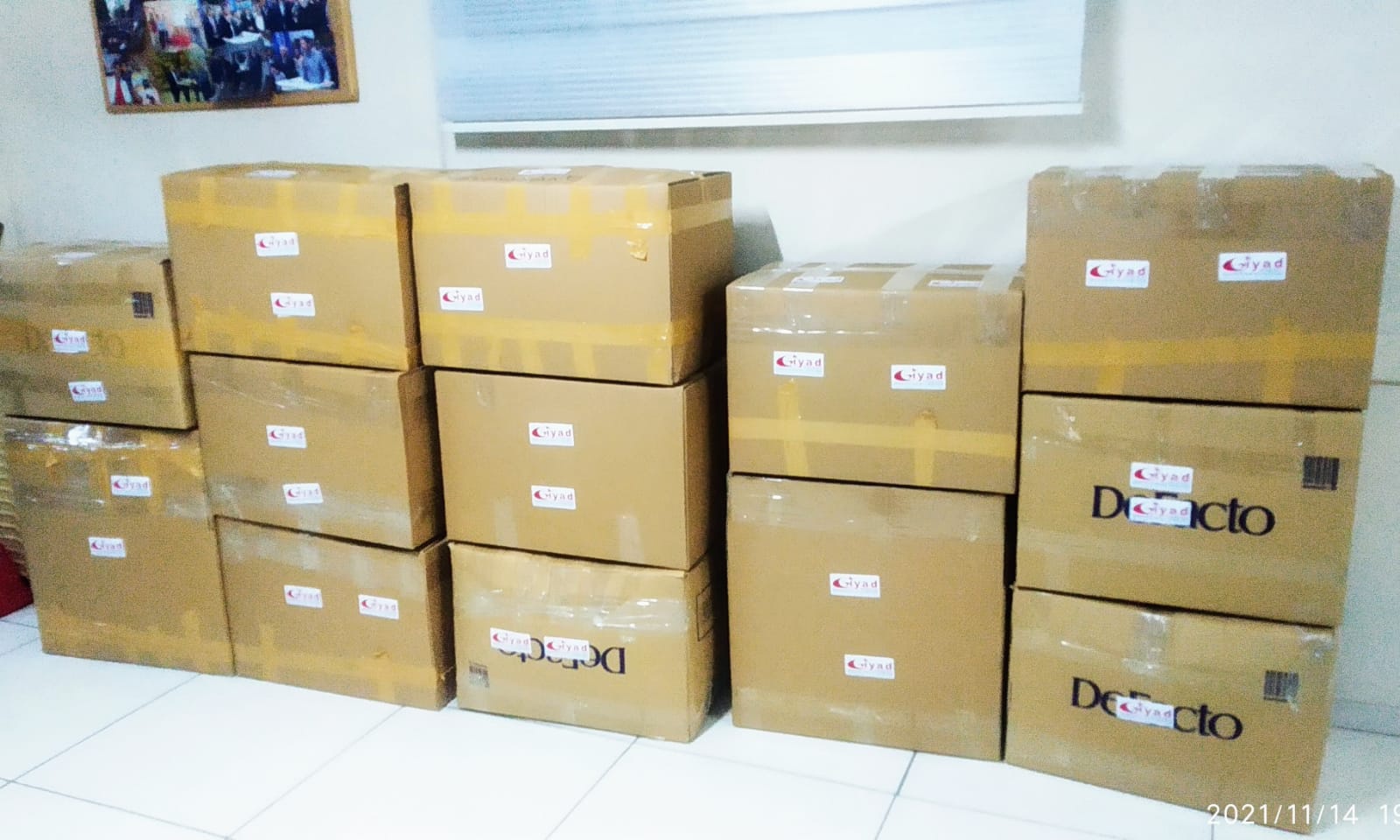 GİYAD ‘Çocuklarımız Üşümesin’ diyerek mont ve ayakkabı gönderdi 3