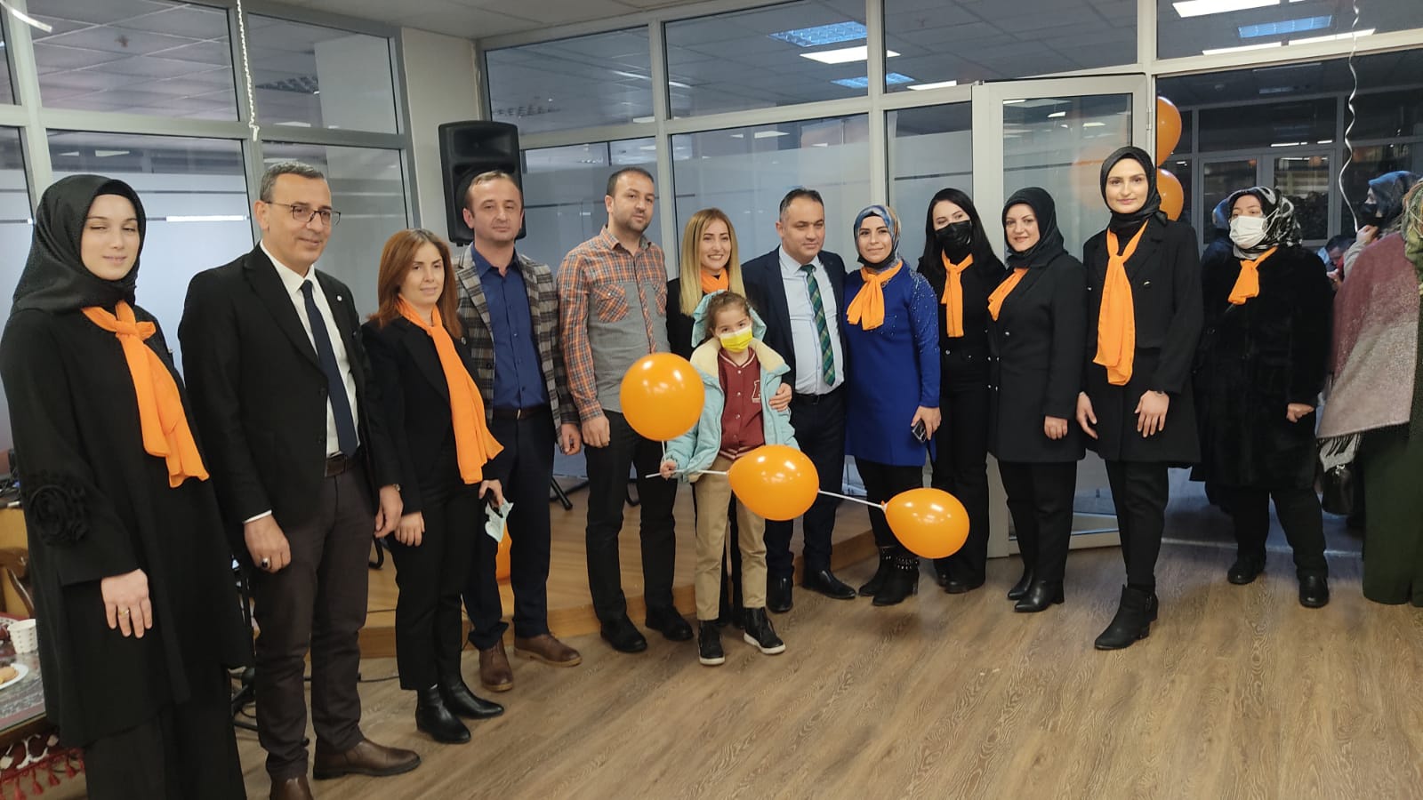 Sağlık-Sen Kadın Kolları Kadına Şiddete dikkat çekti 3