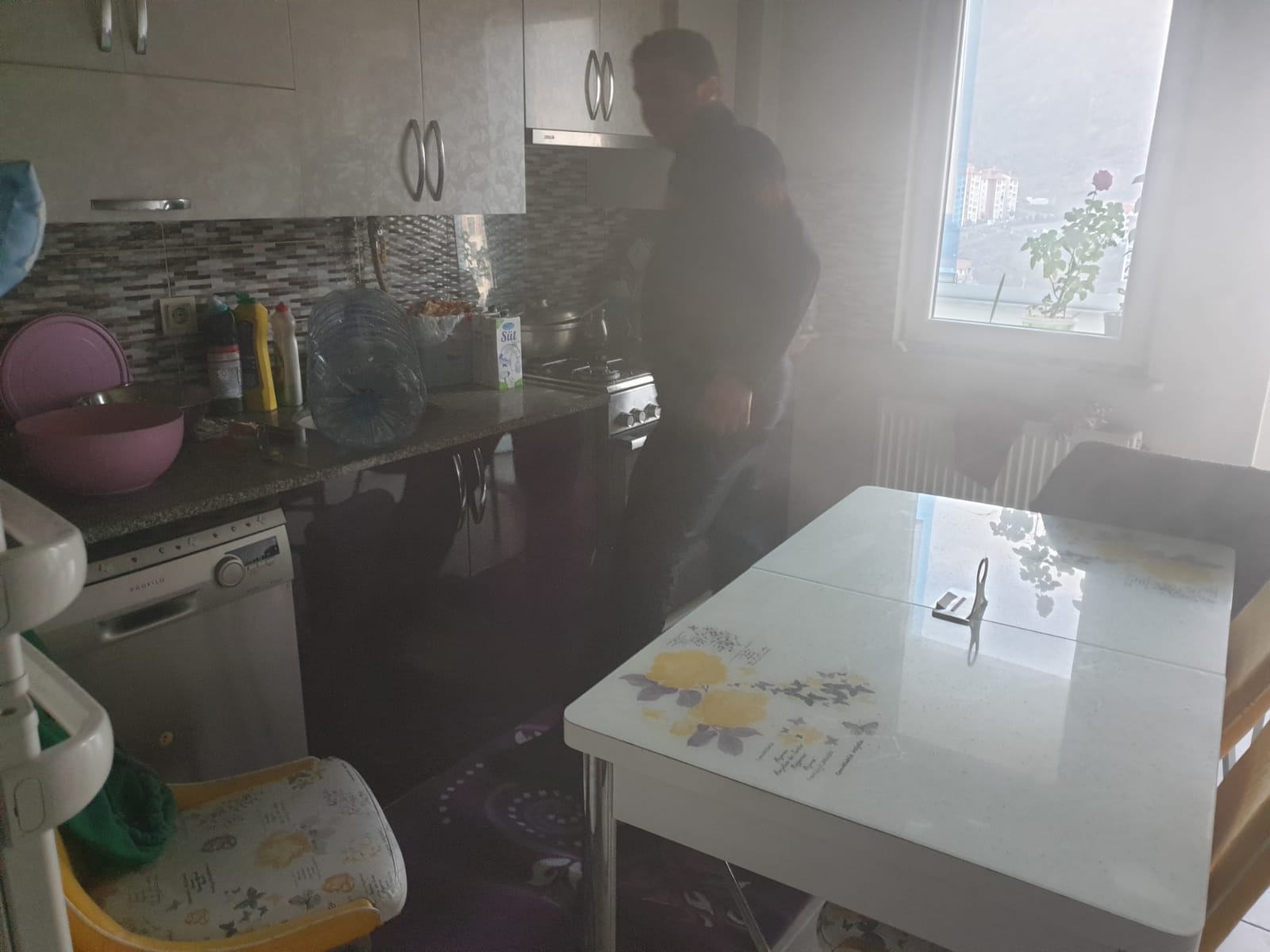 Yangın çıkan evde yanmamış halde Kuran-ı Kerim bulundu   1