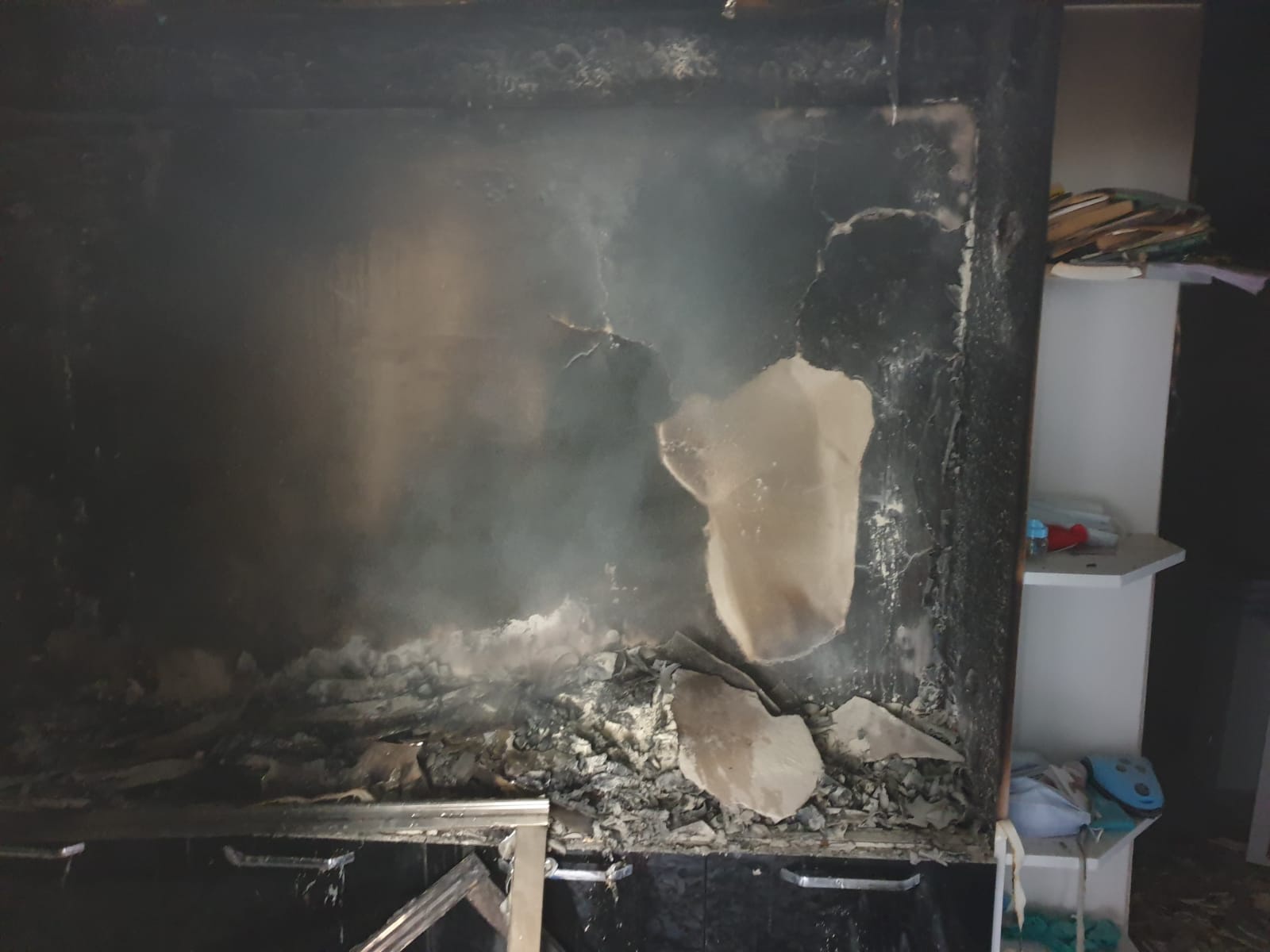 Yangın çıkan evde yanmamış halde Kuran-ı Kerim bulundu   2